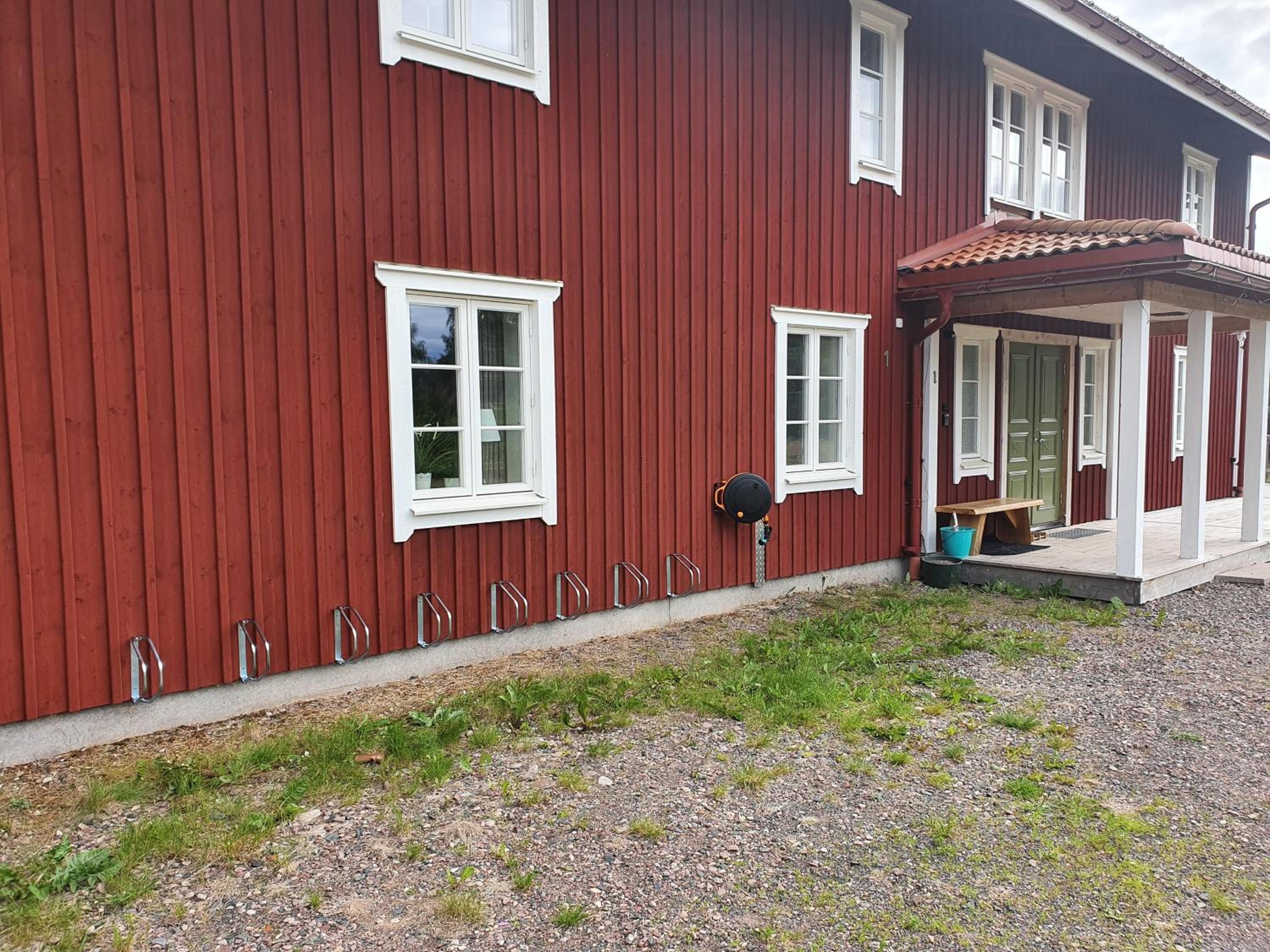 Three-Bedroom Apartment - Photo 27