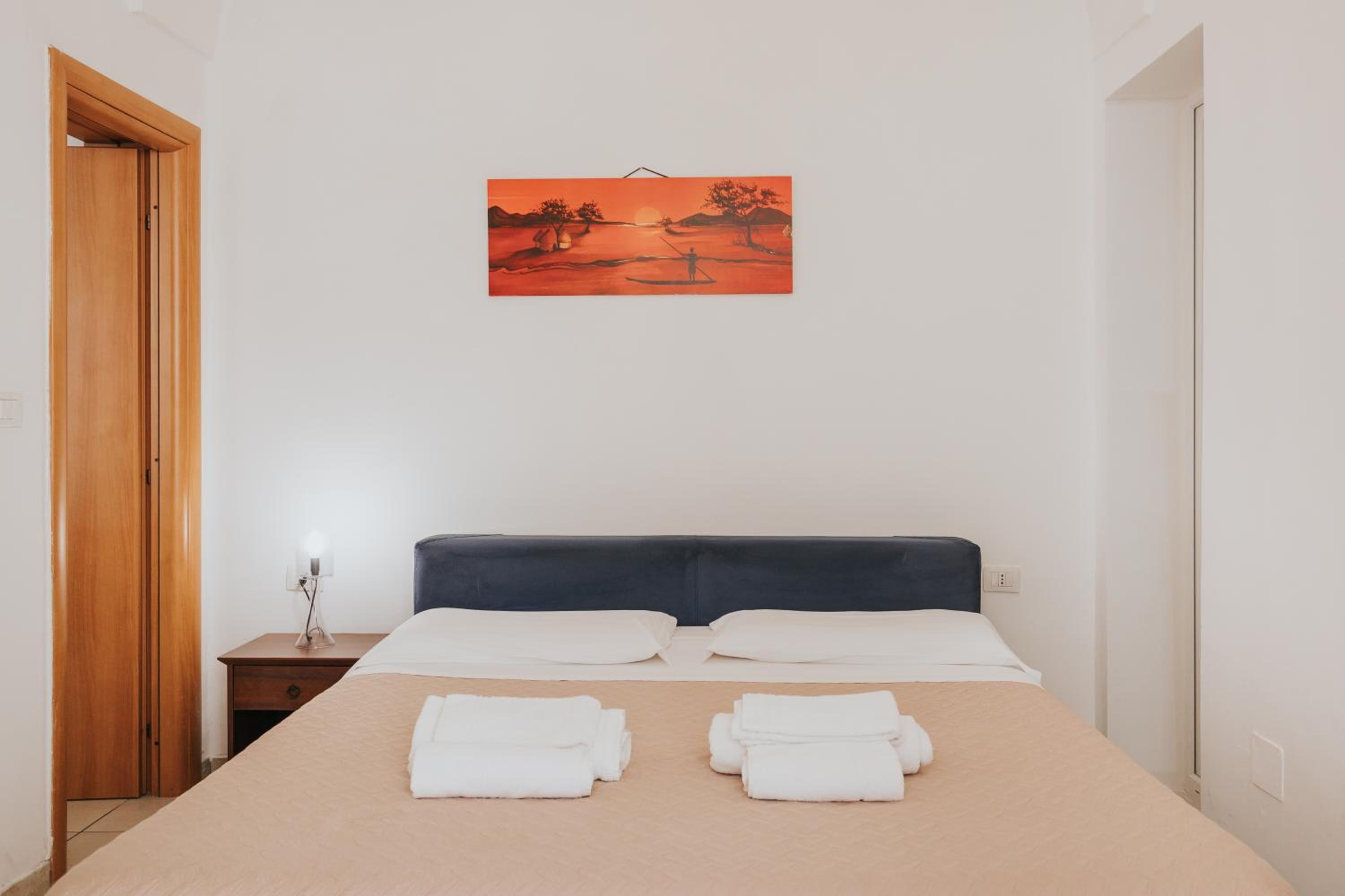 Apartment with Garden View - Photo 7