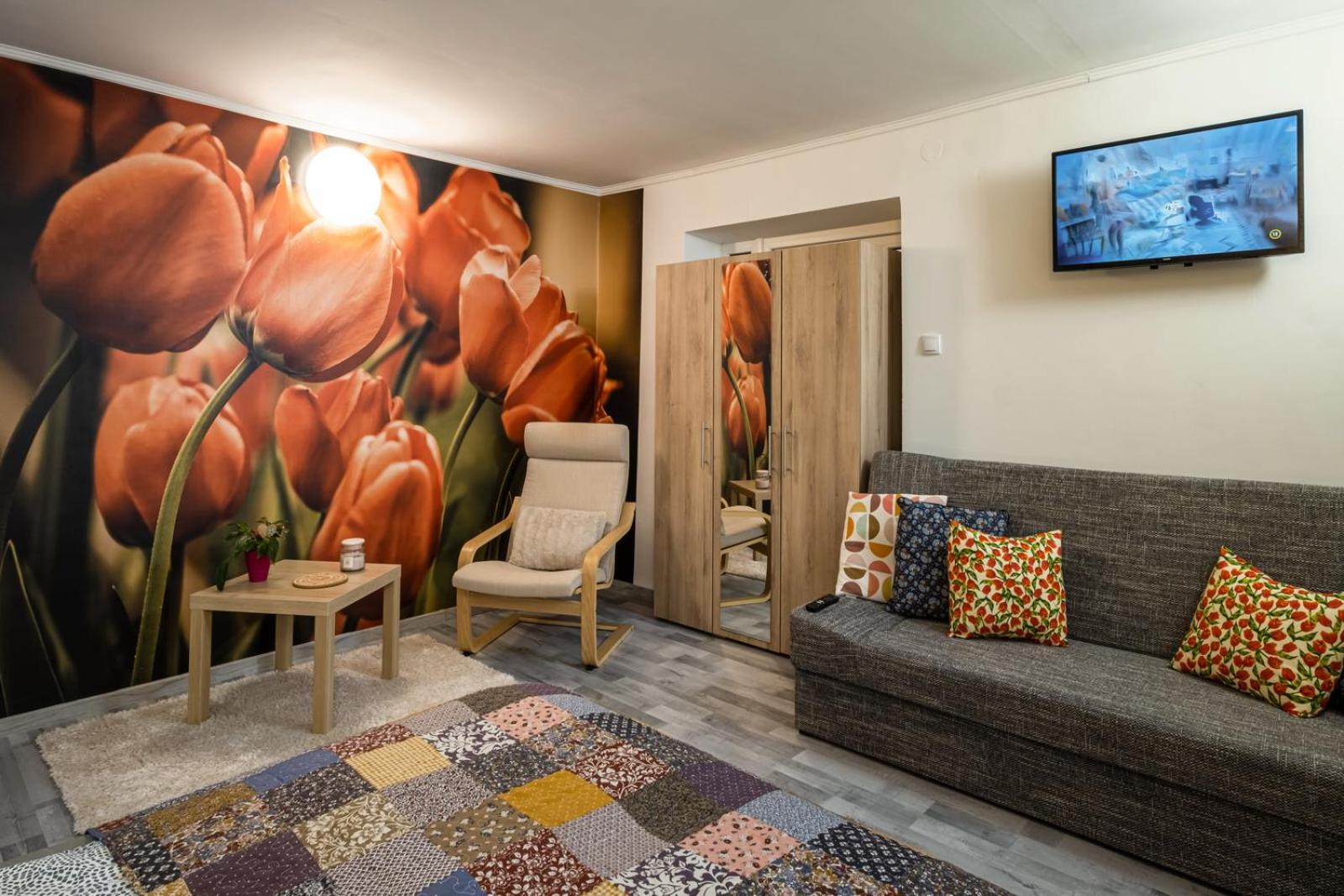 Two-Bedroom Apartment - Photo 19