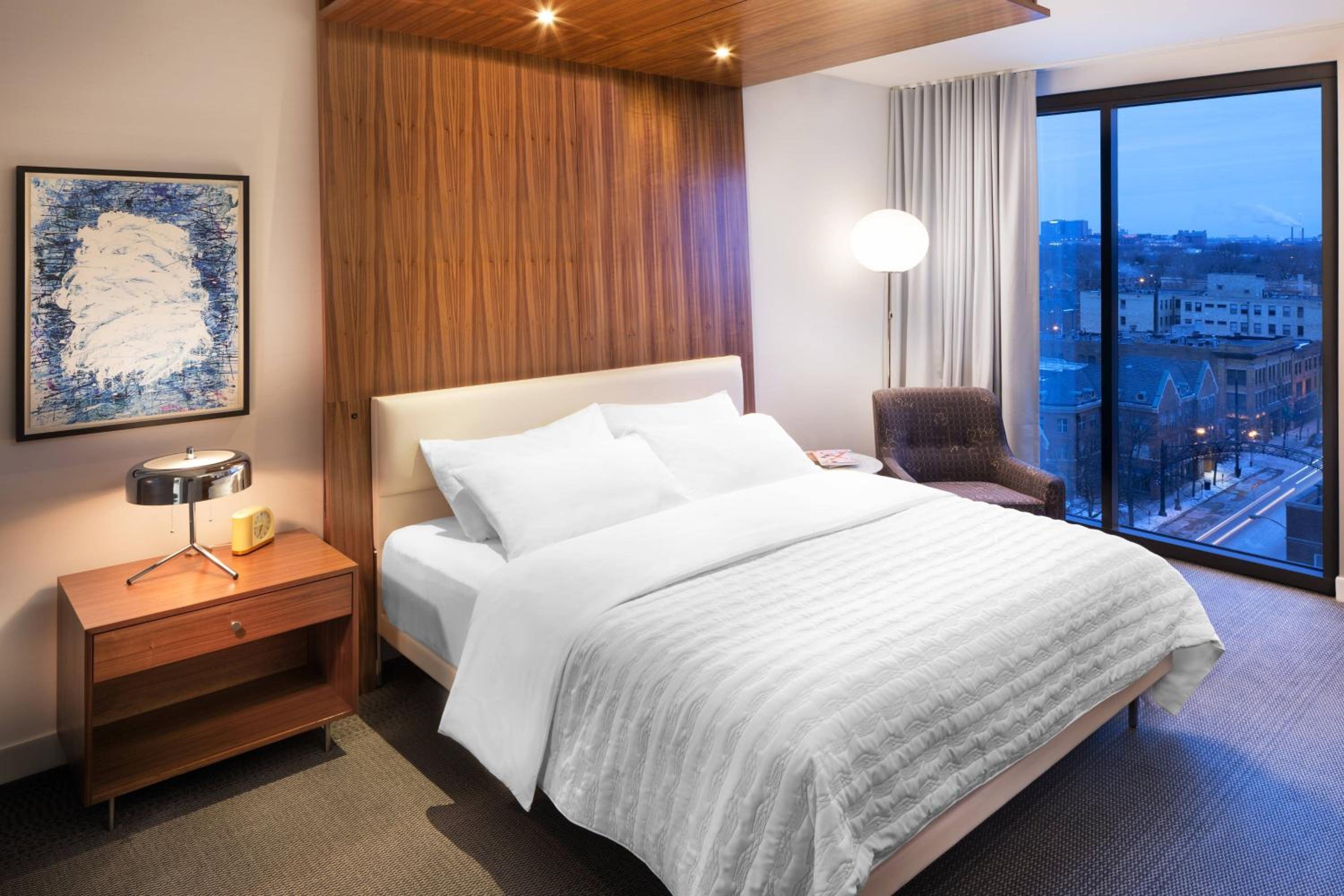 King Room with City View photo 2