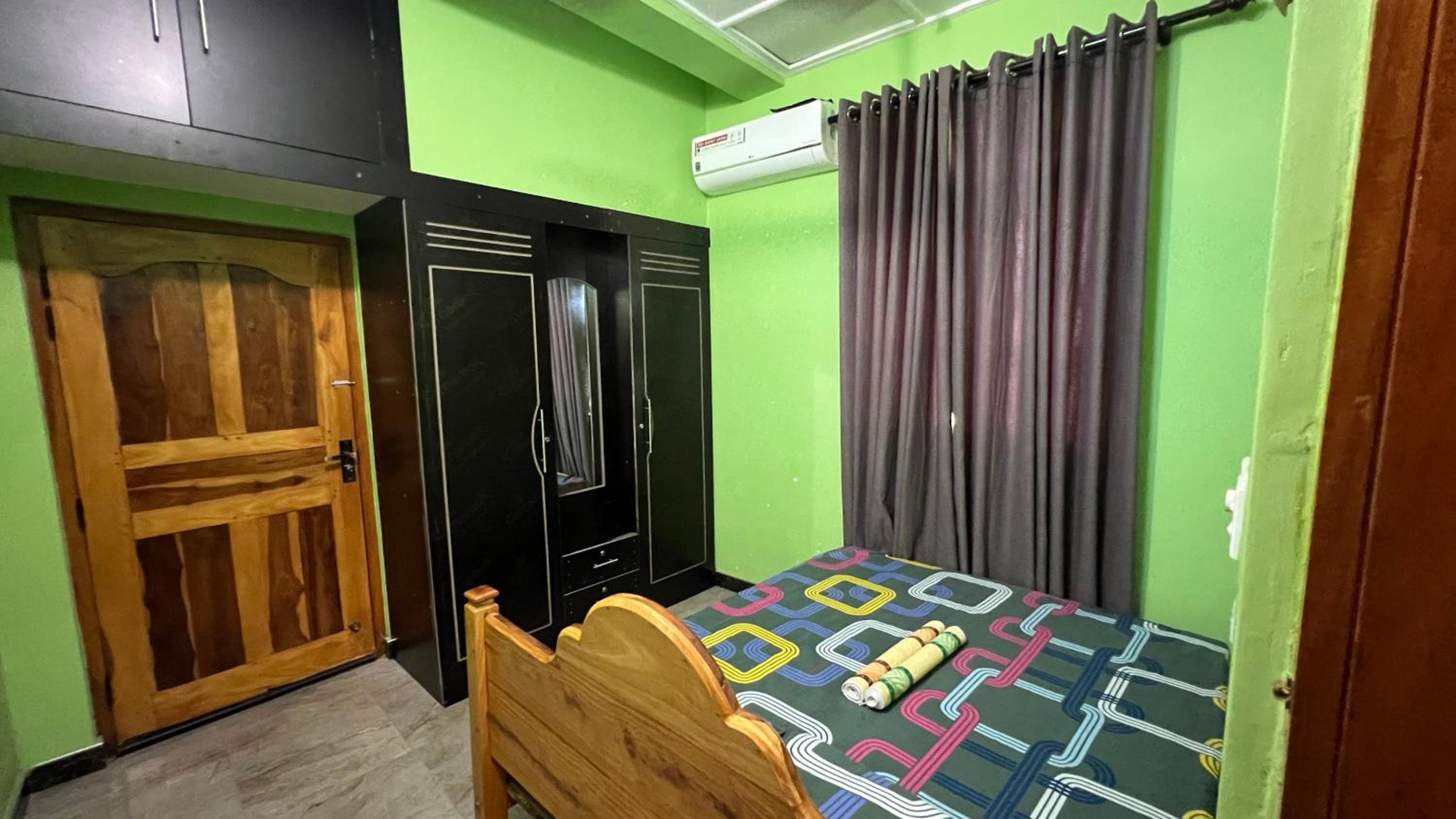 Two-Bedroom Apartment photo 3