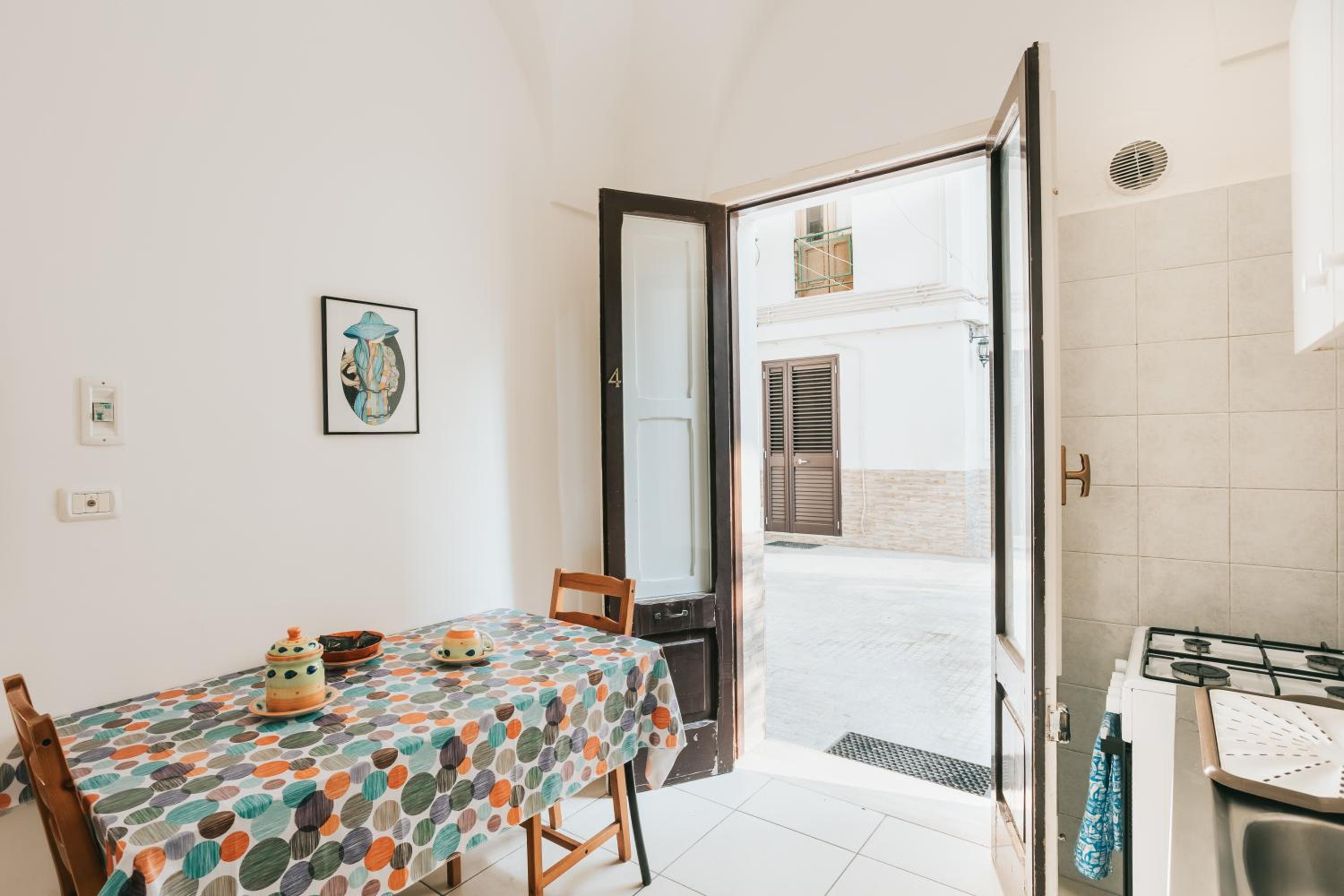 Apartment with Garden View - Photo 6