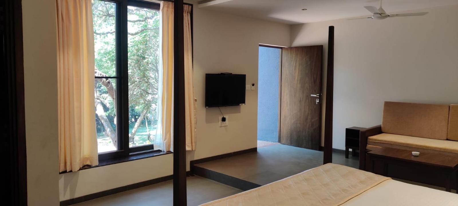 Family Room photo 2