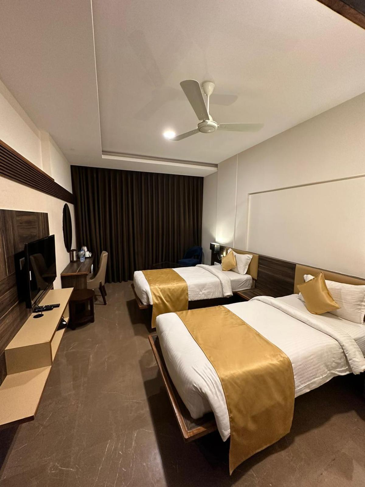 Executive Suite