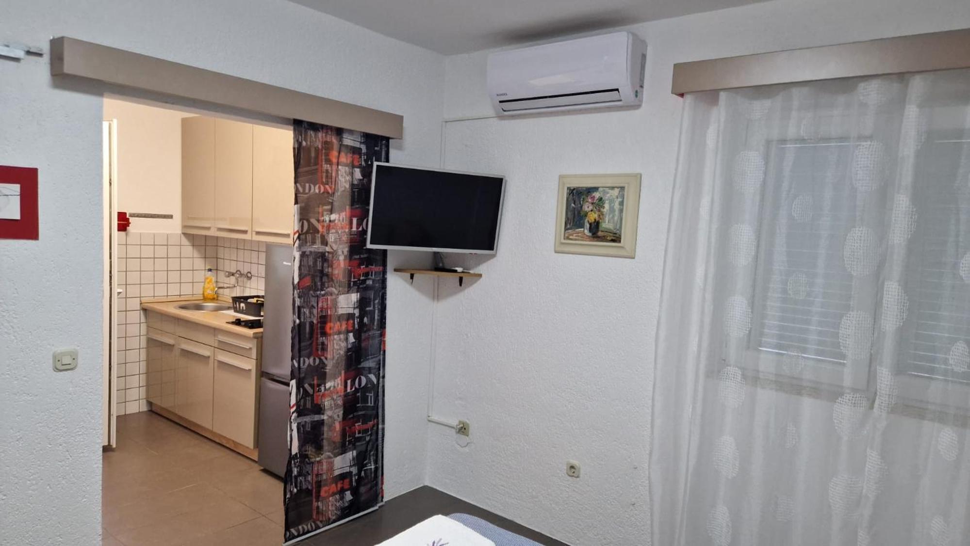 Apartment With Sea View