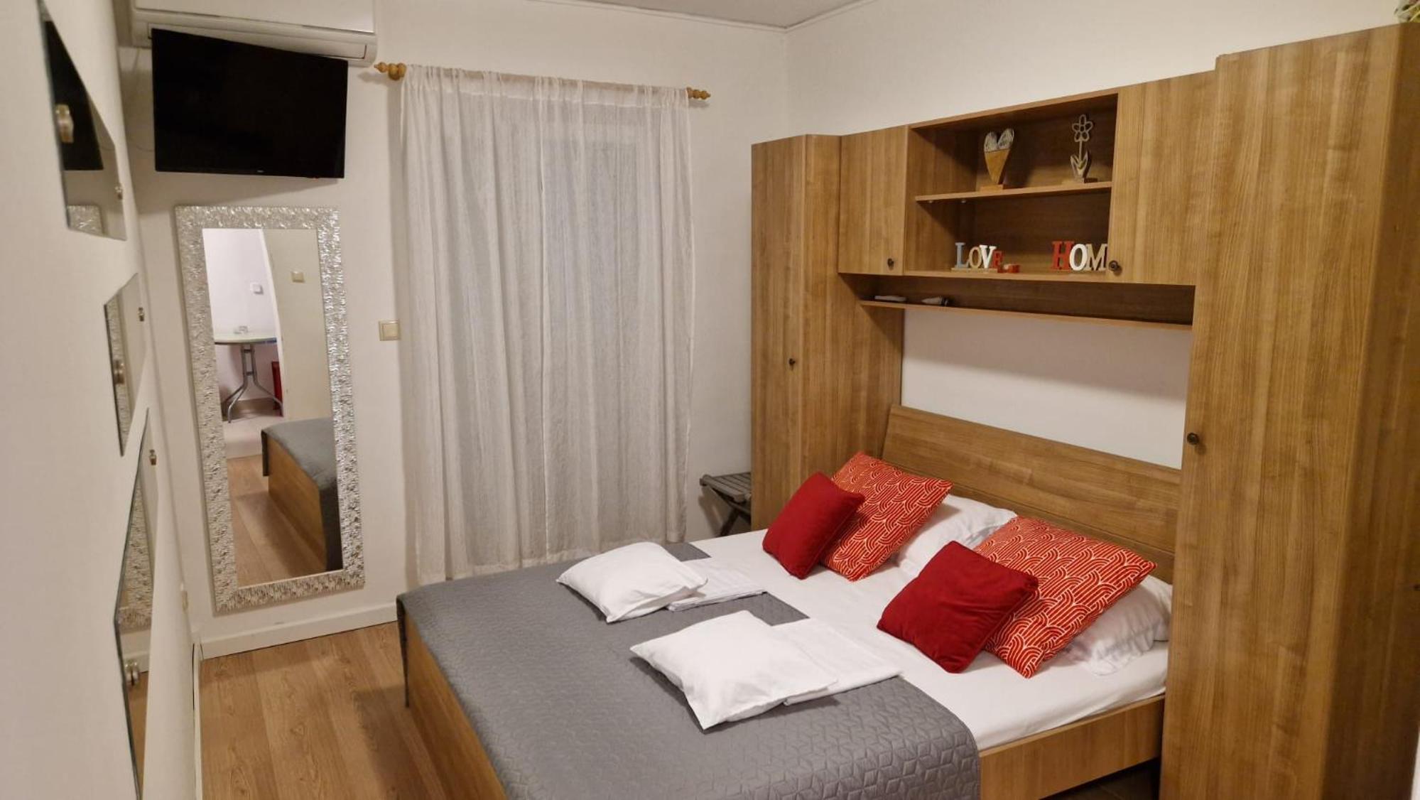 Apartment With Sea View