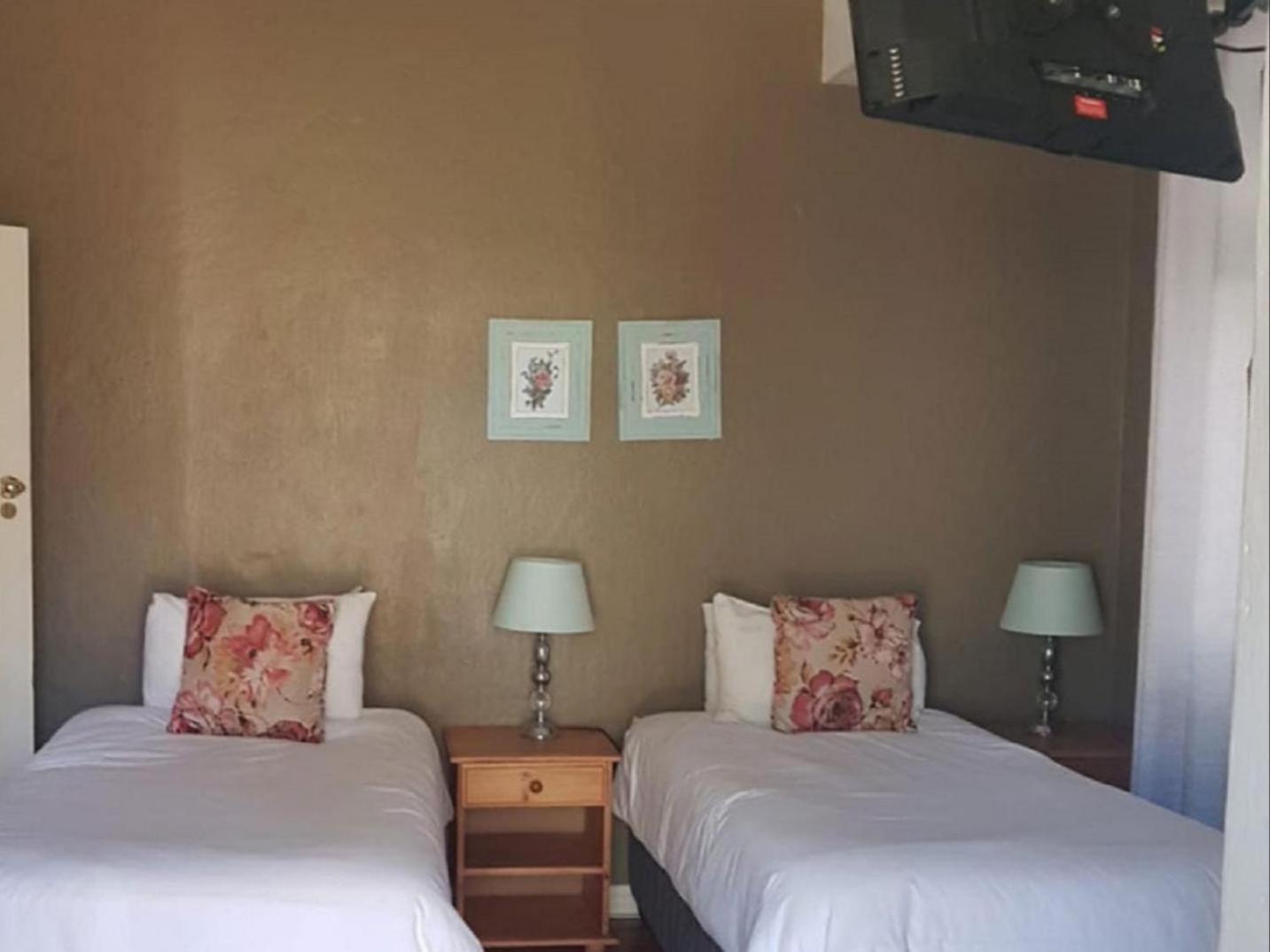 Standard Twin Room photo 1