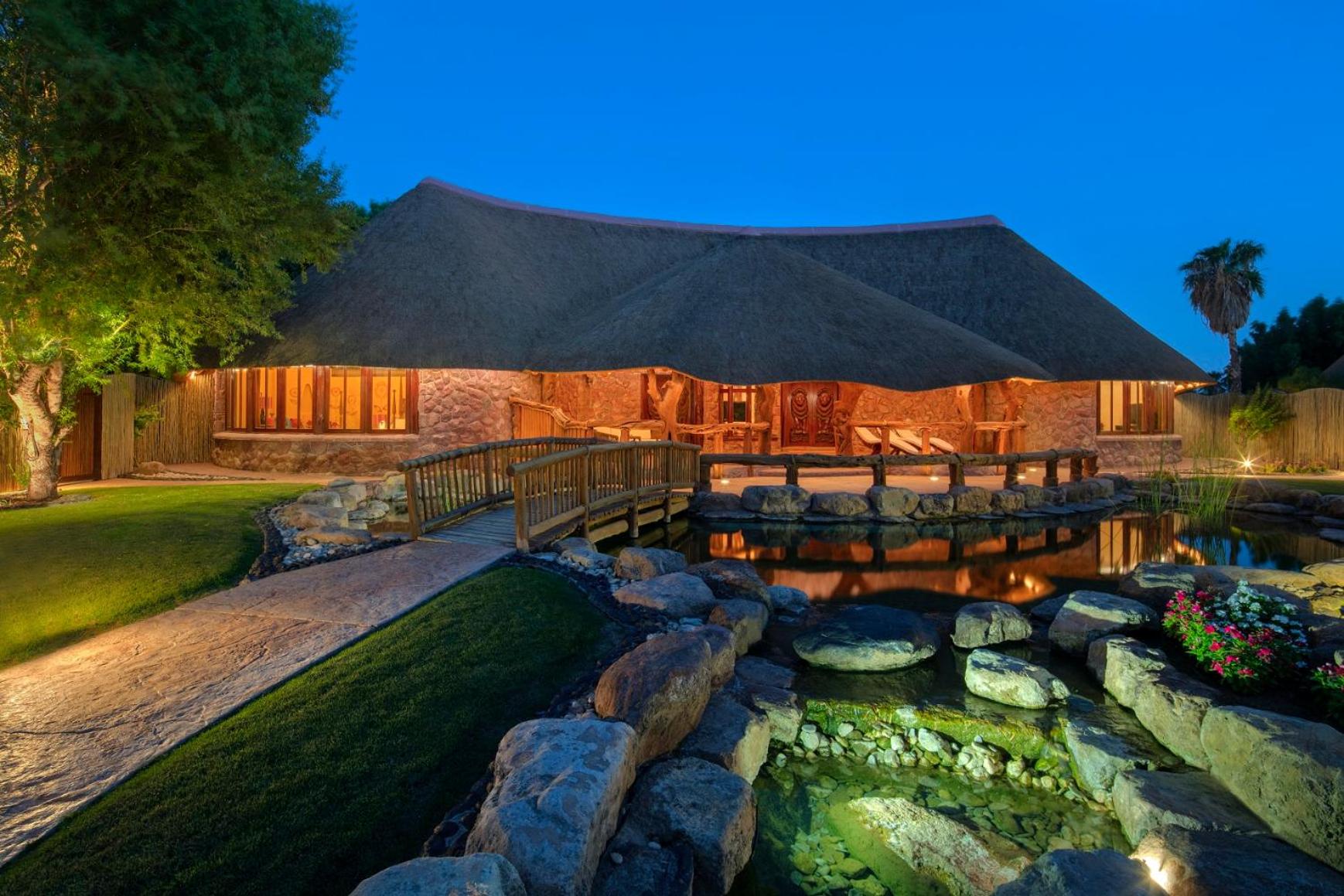 Two-Bedroom Royal Villa with Private Pool - Photo 1