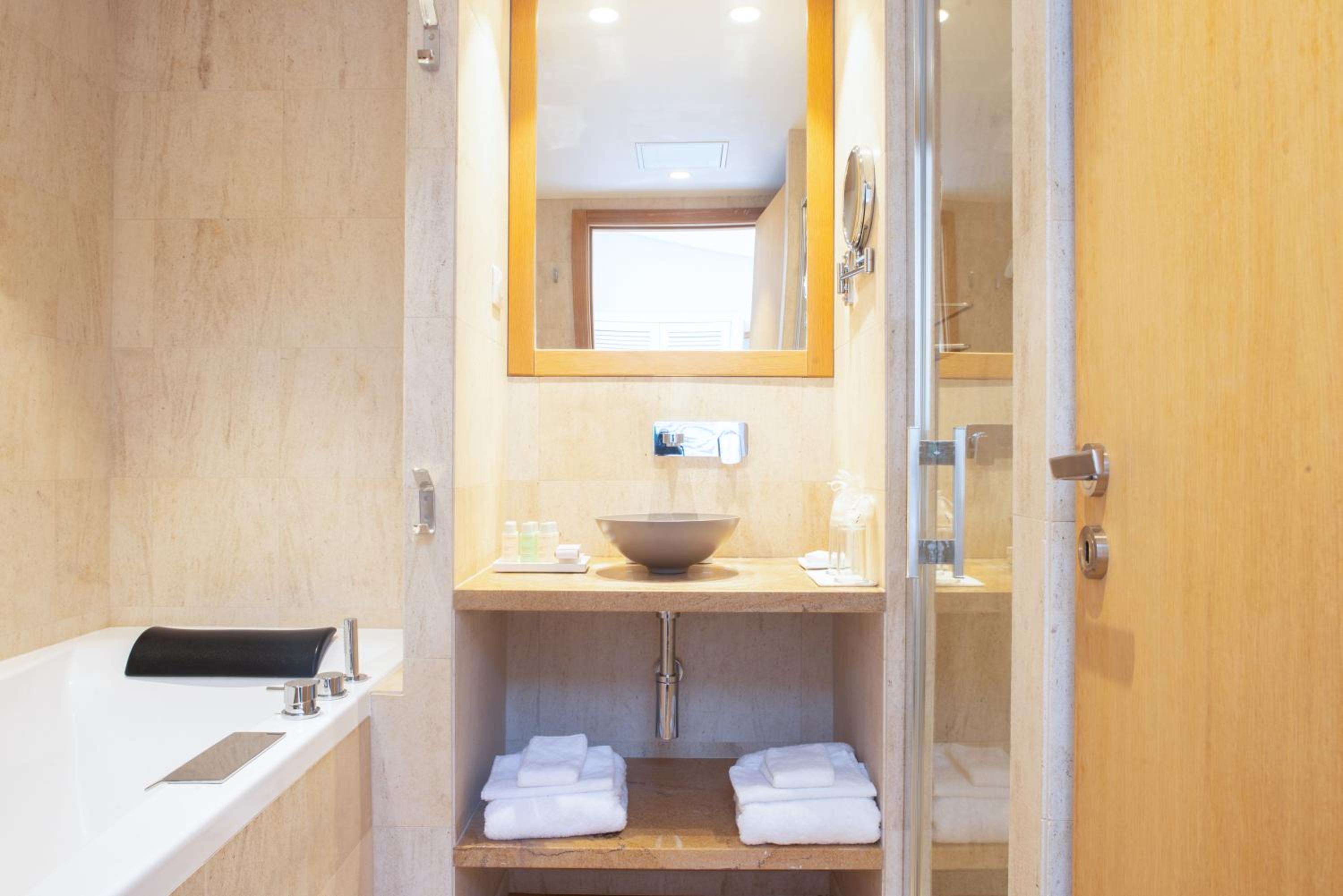 Suite Suite