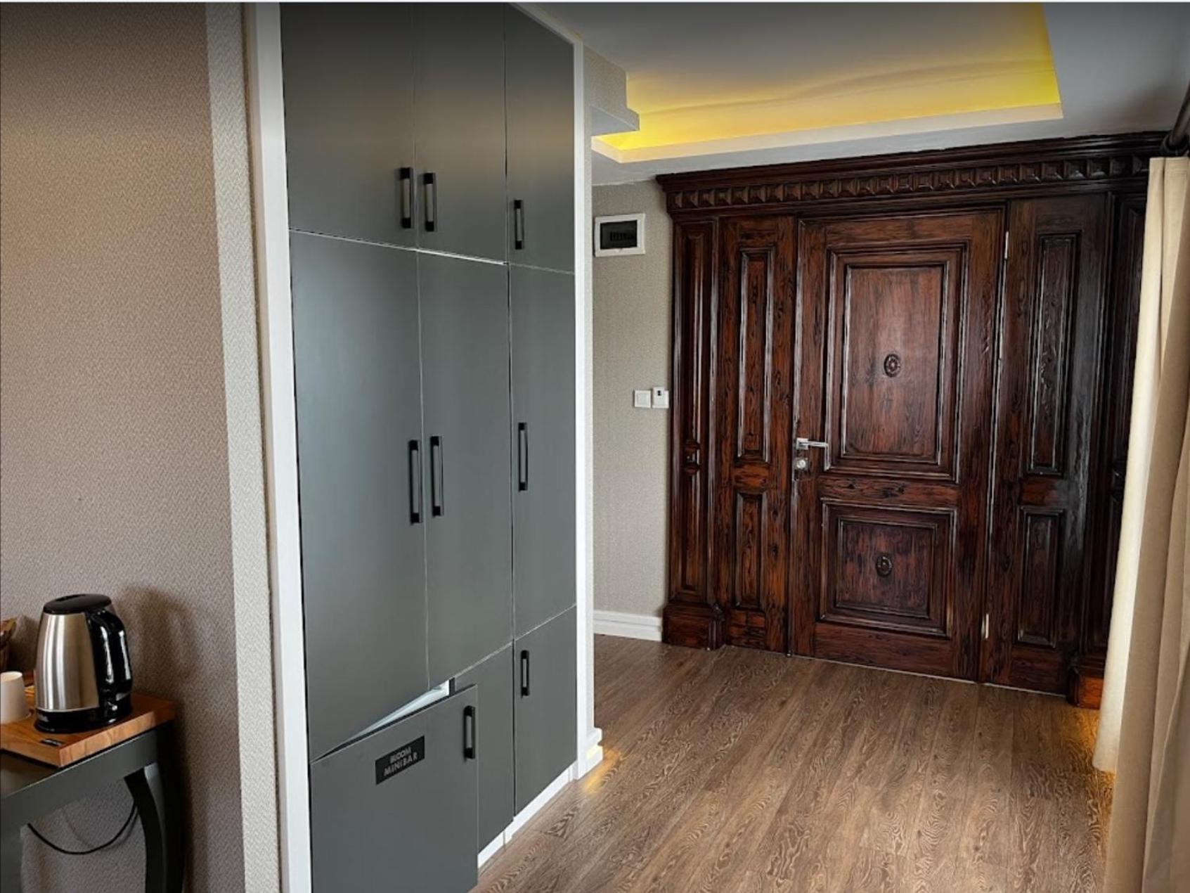 King Suite photo 2