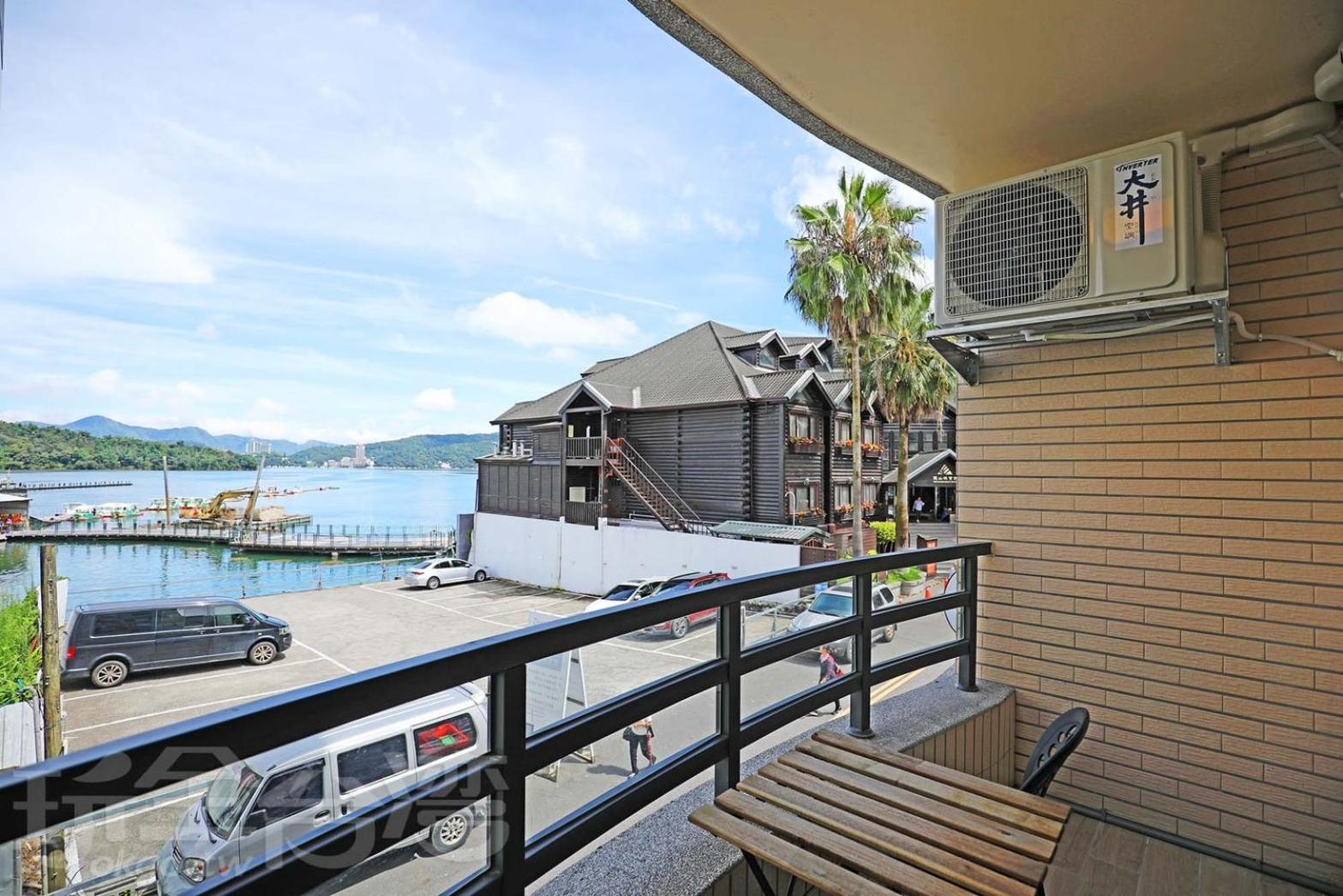 Double Room with Balcony photo 3