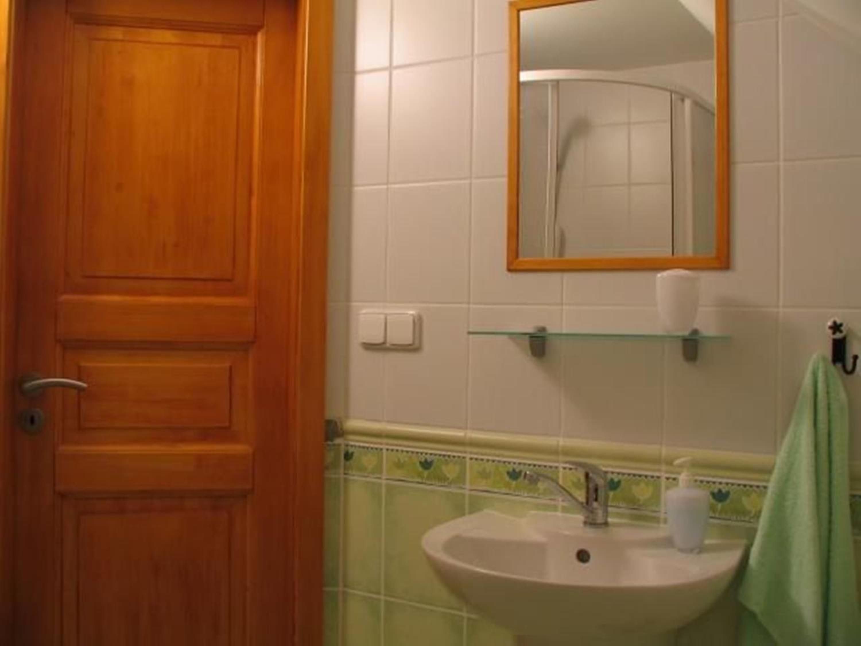 Triple Room with Private Bathroom photo 3