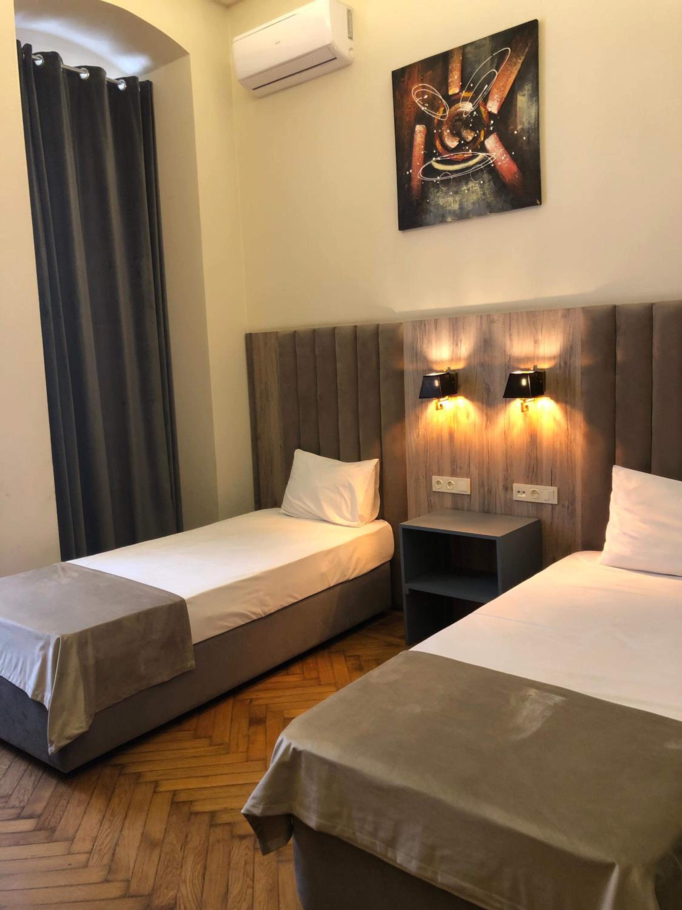 Twin Room With City View