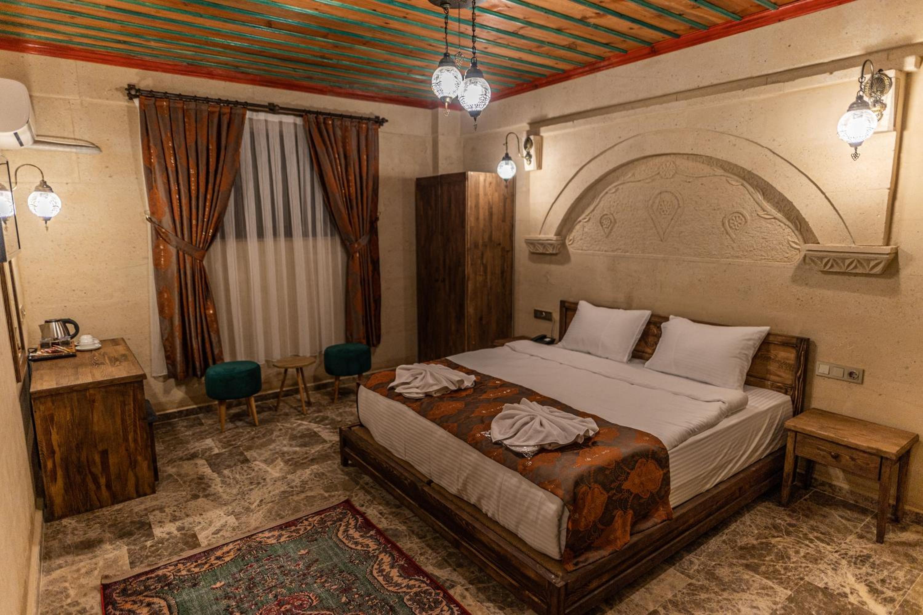 Standard Double Room - Photo 6