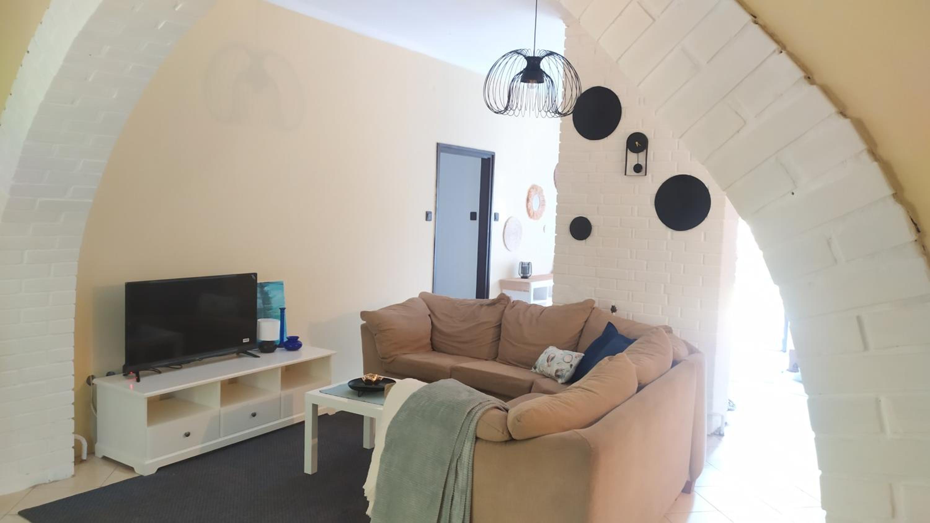 Apartment photo 1