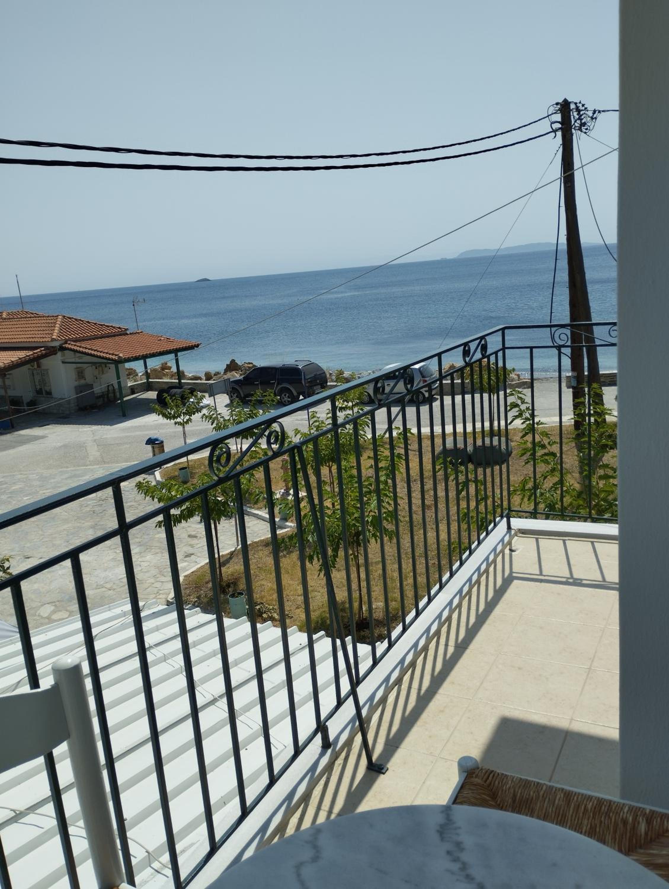 Double Room with Balcony and Sea View - Photo 18