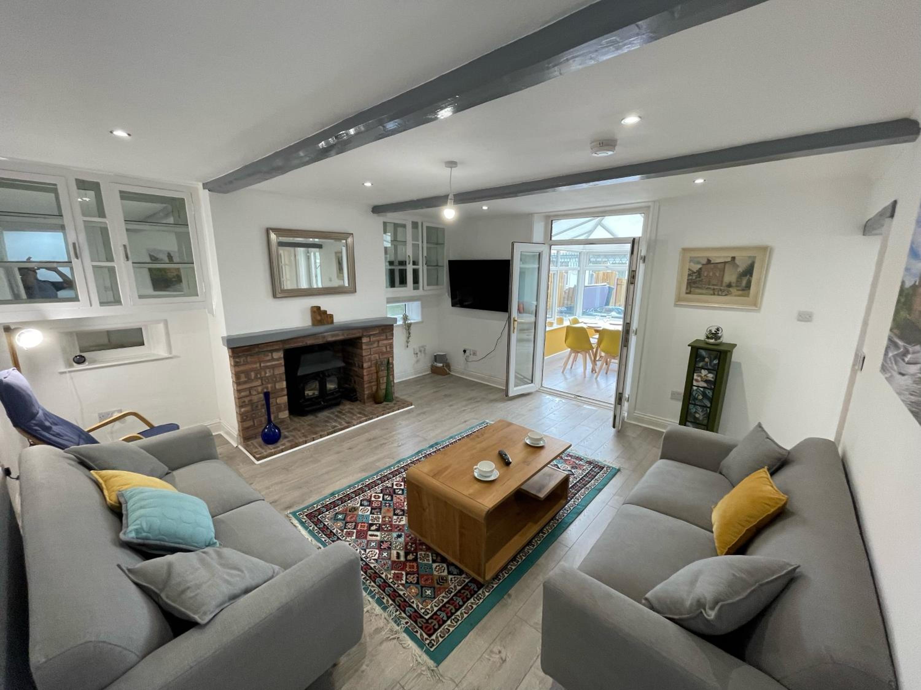 Four-Bedroom House photo 1