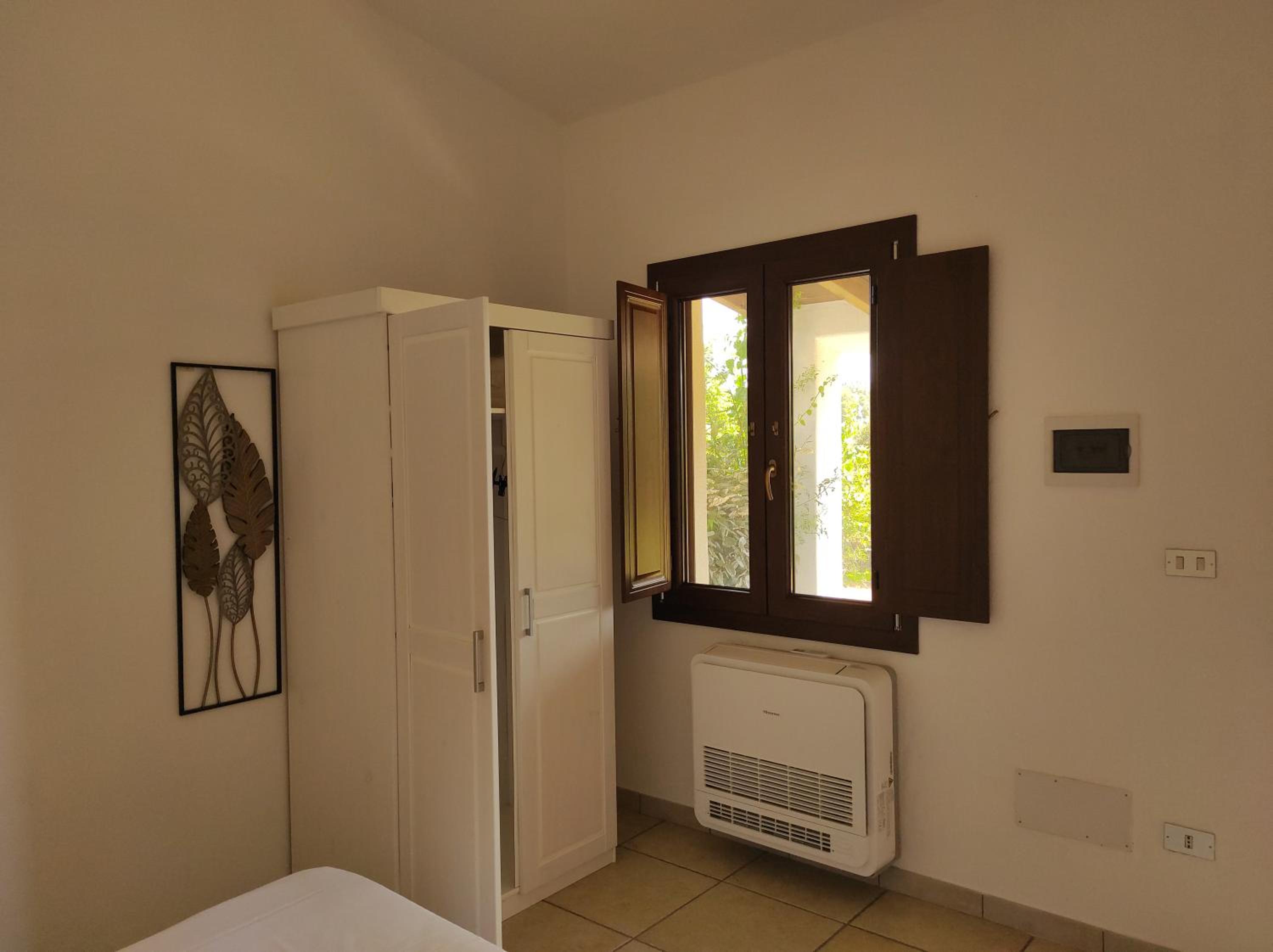 Double Room - Disability Access photo 2