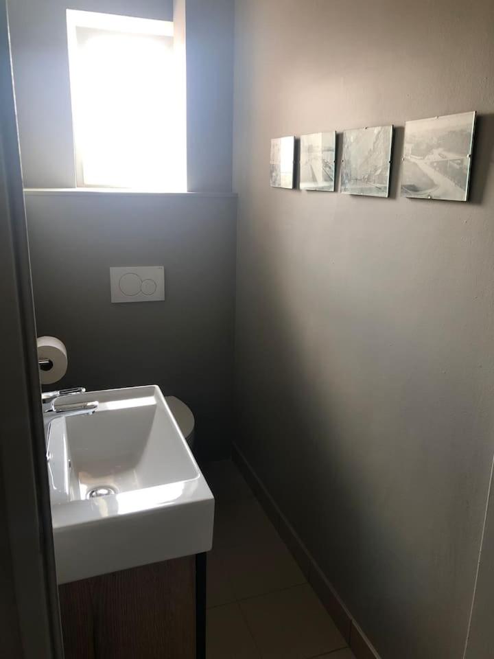 Two-Bedroom Apartment photo 2