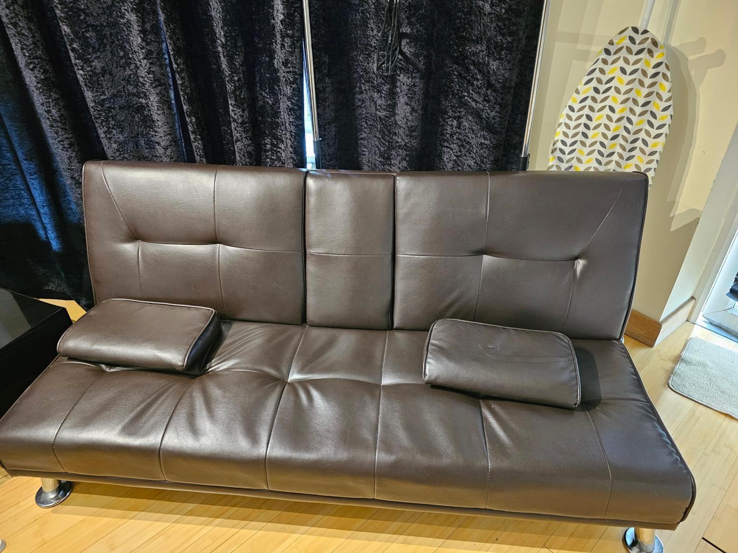 One-Bedroom Apartment - Photo 34