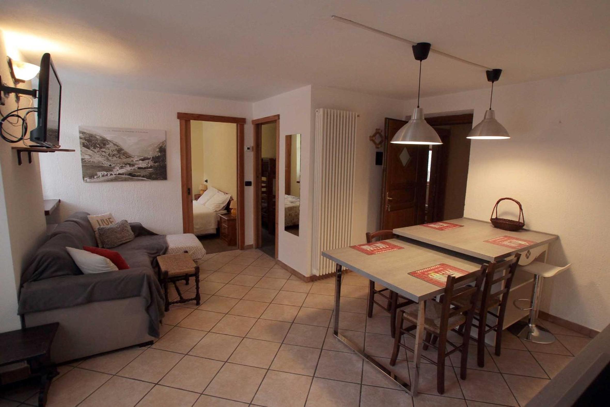 Two-Bedroom Apartment photo 1