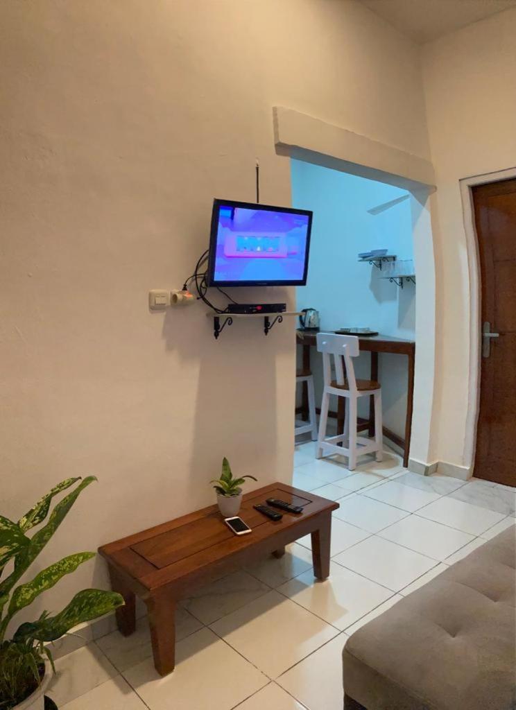 Apartment - Photo 2