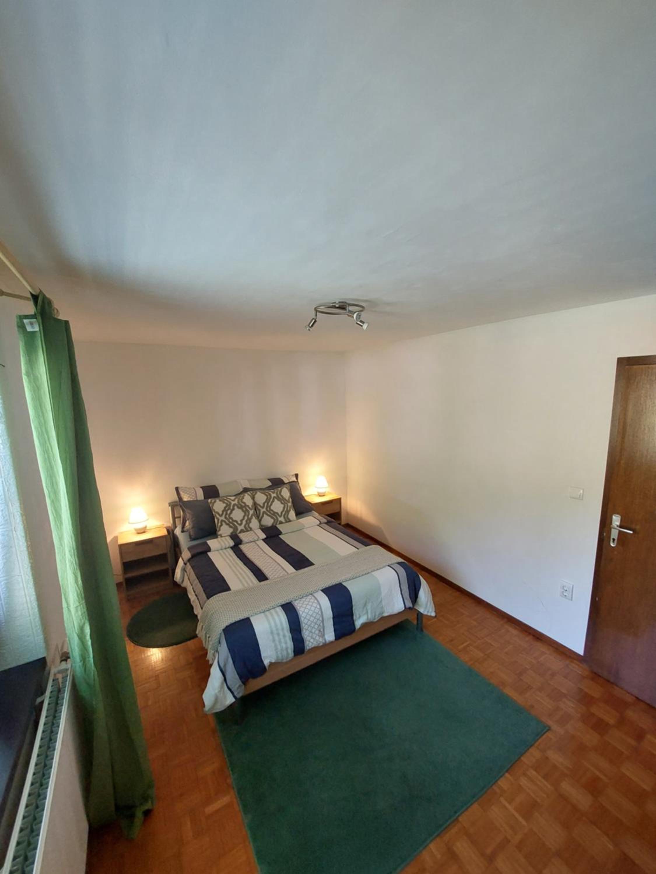 Double Room with Shared Bathroom photo 3