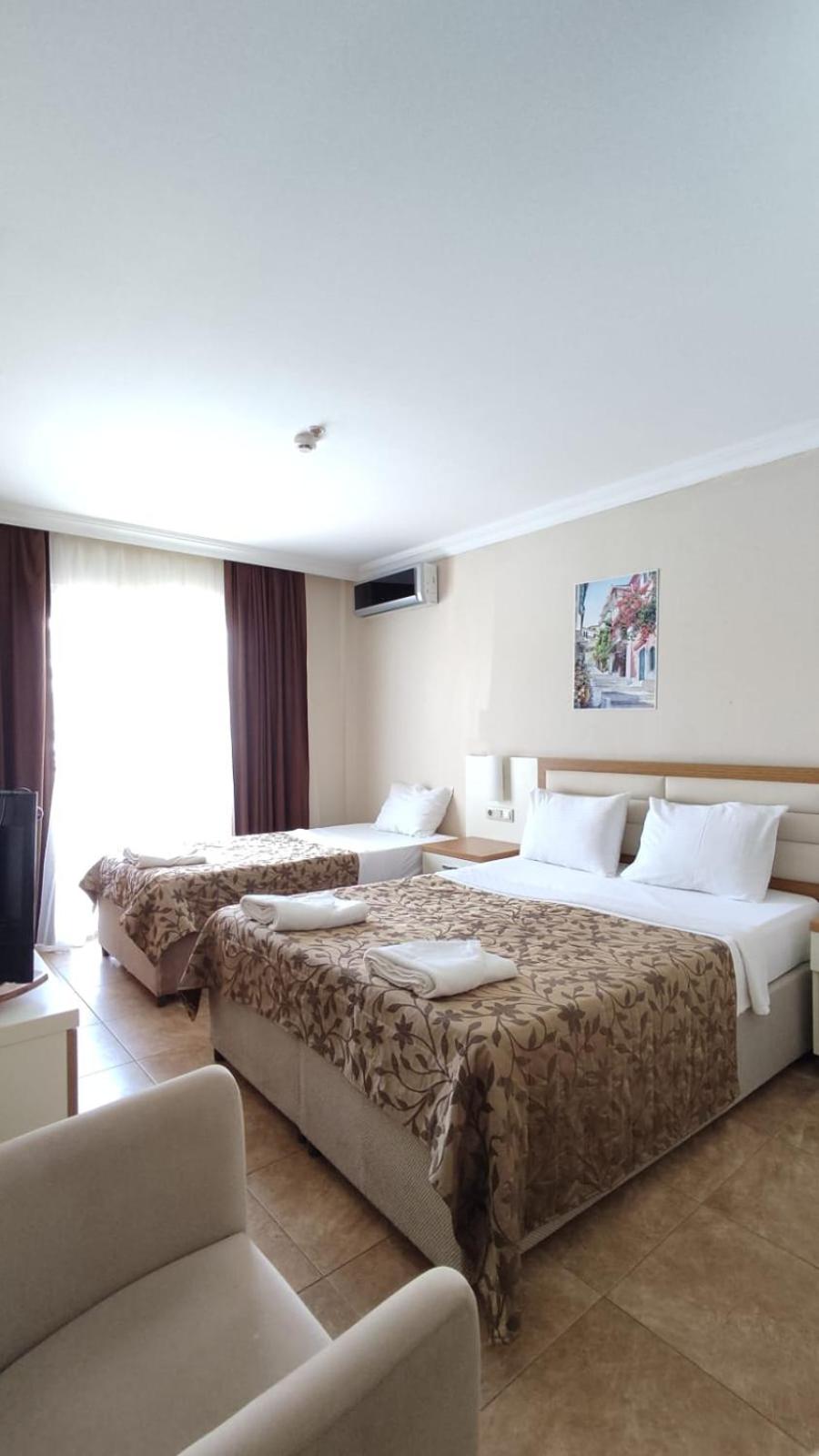 Standard Double Room - Photo 4