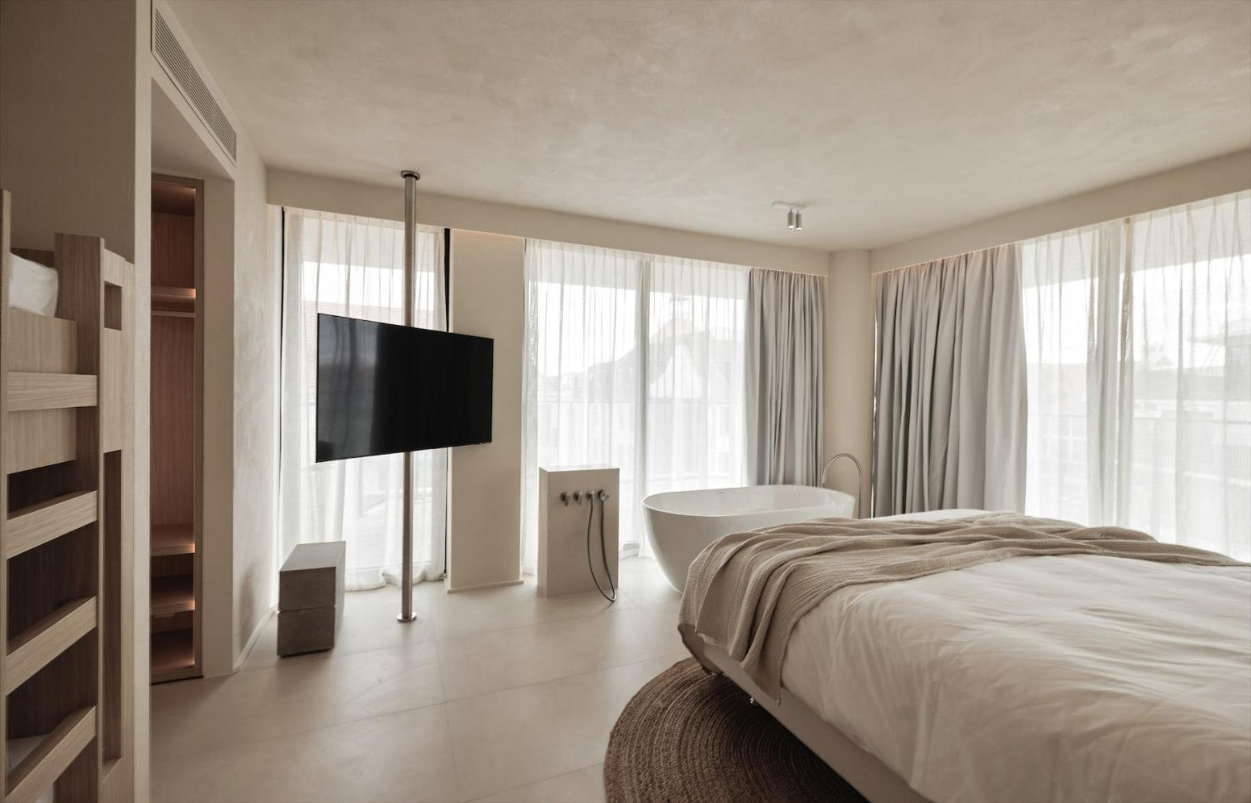 Executive Suite photo 3