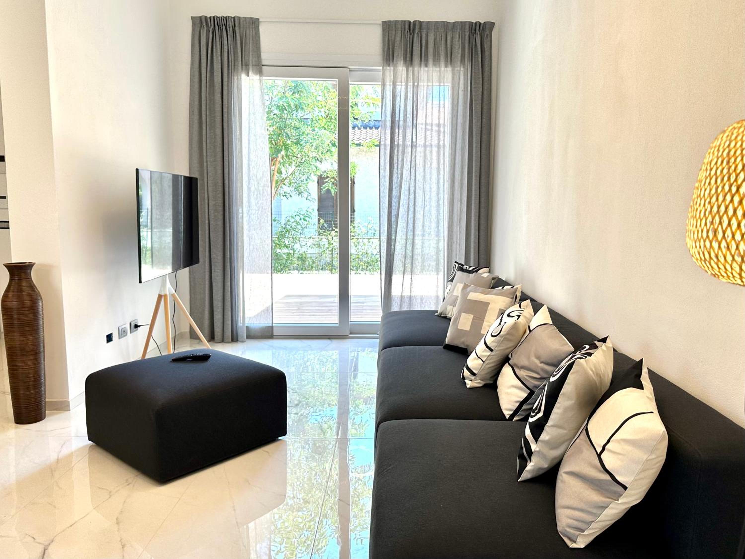 Villa photo 1