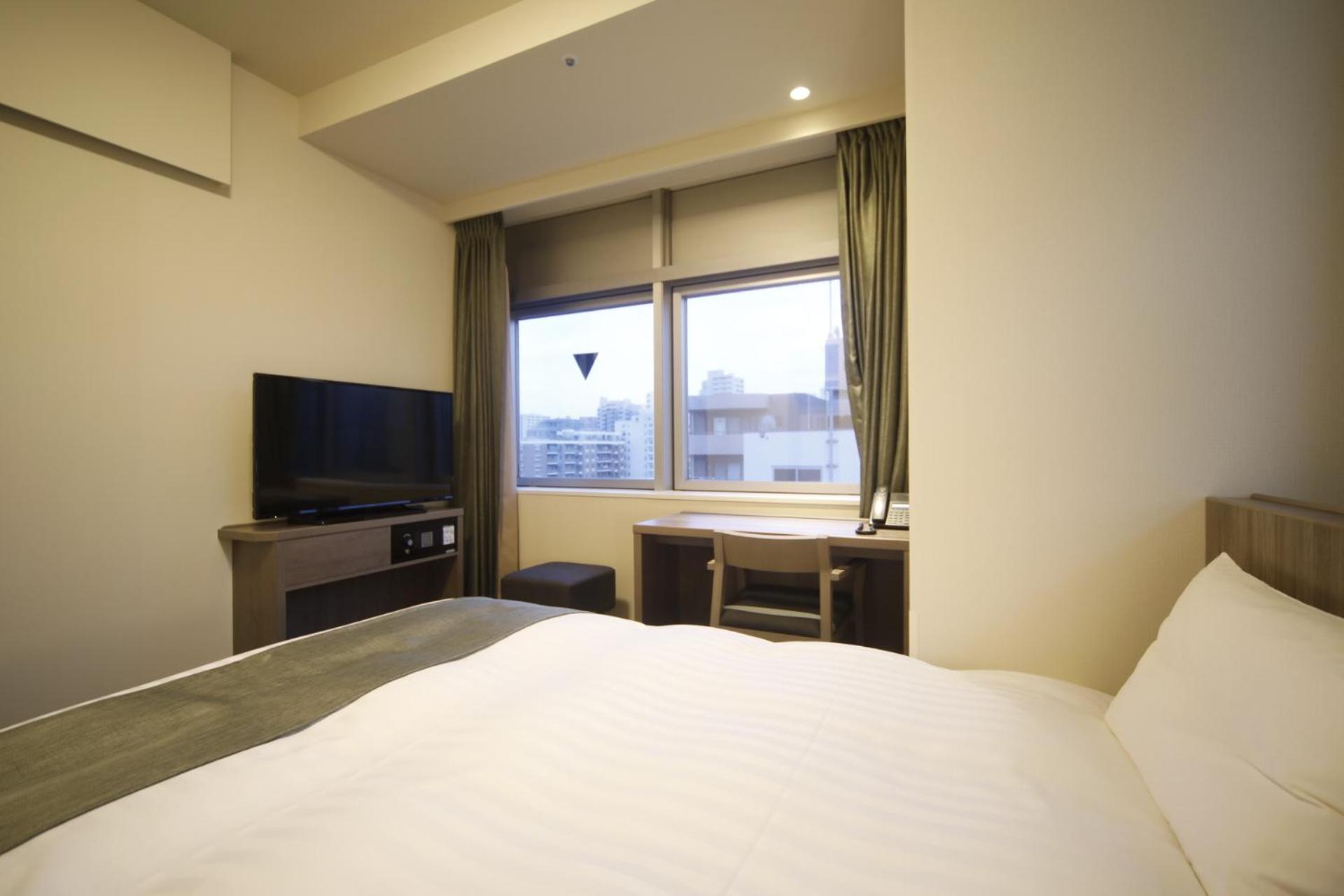 Corner Double Room - Non Smoking