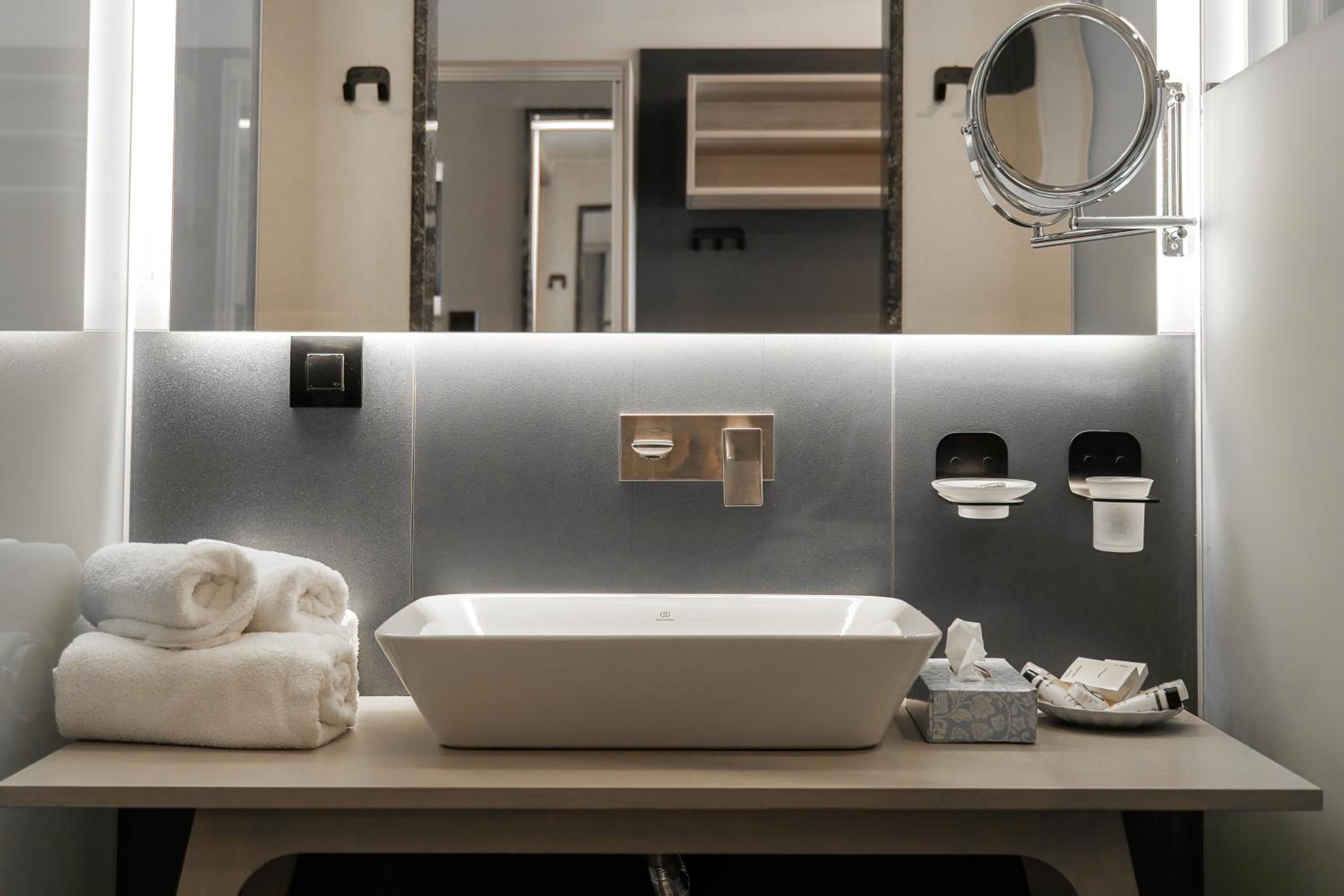 Family Suite with Sea View - Photo 3