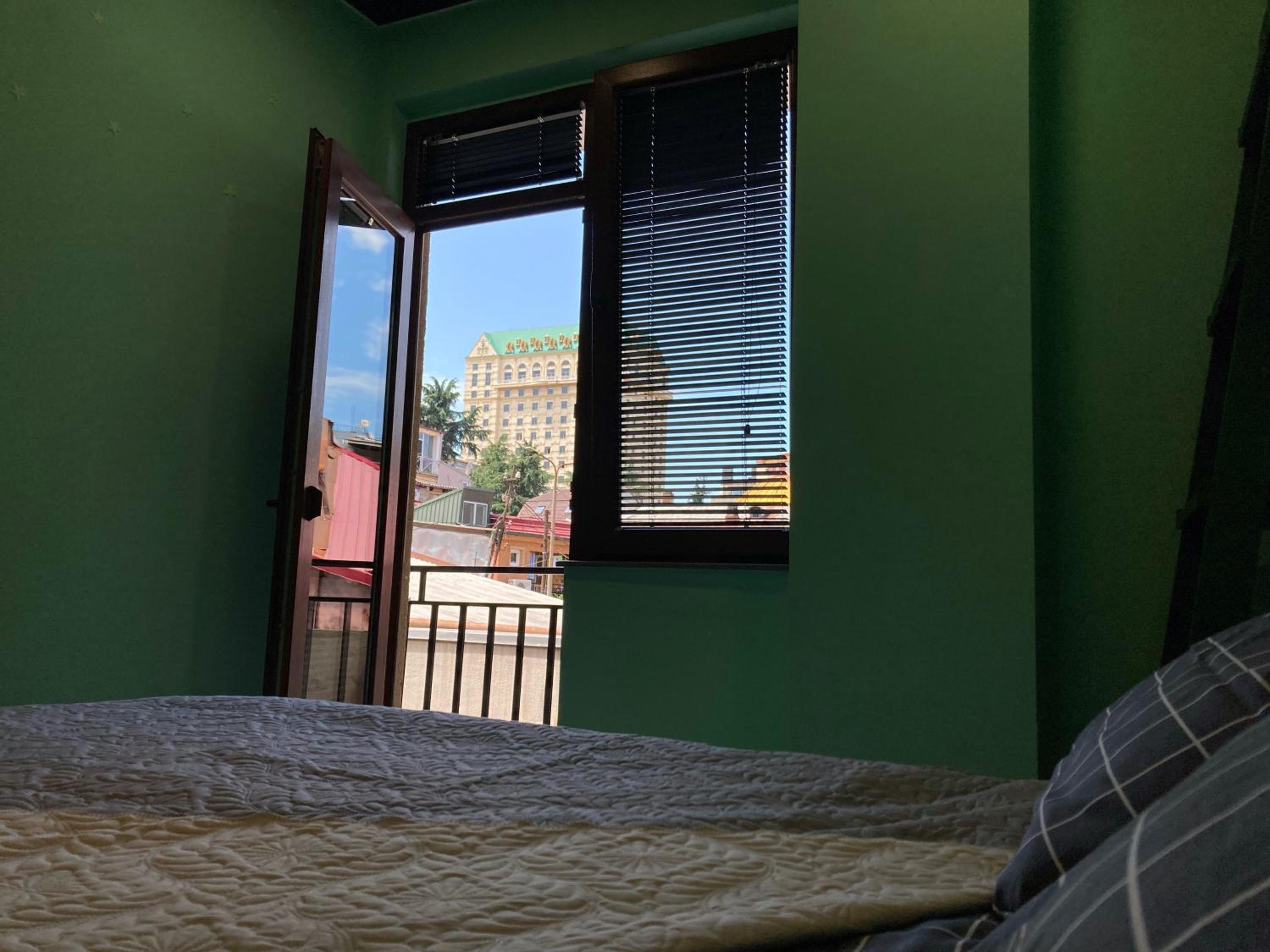 One-Bedroom Apartment photo 3