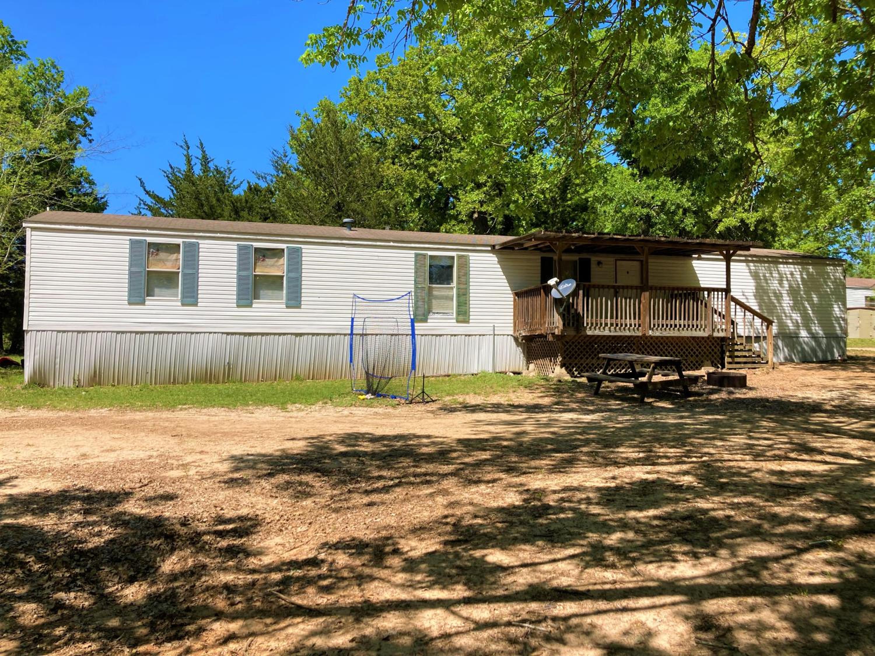 Mobile Home photo 2