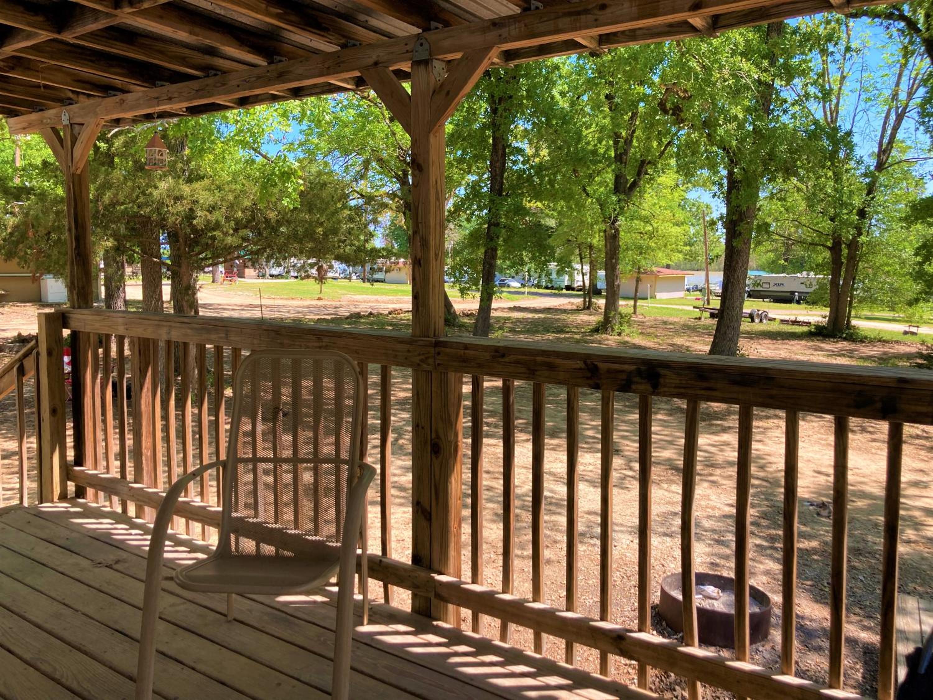 Mobile Home photo 3