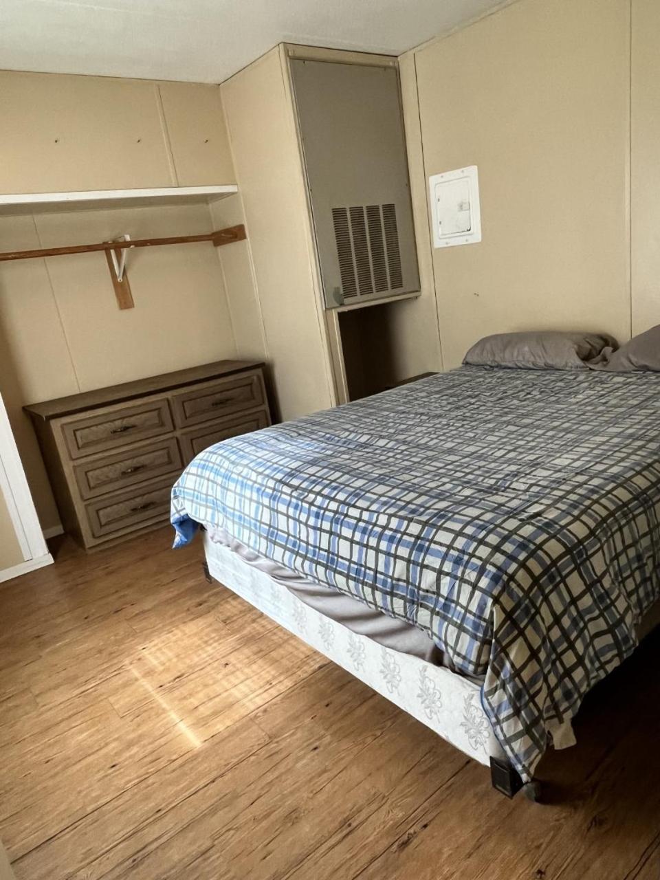 Standard Queen Room photo 1