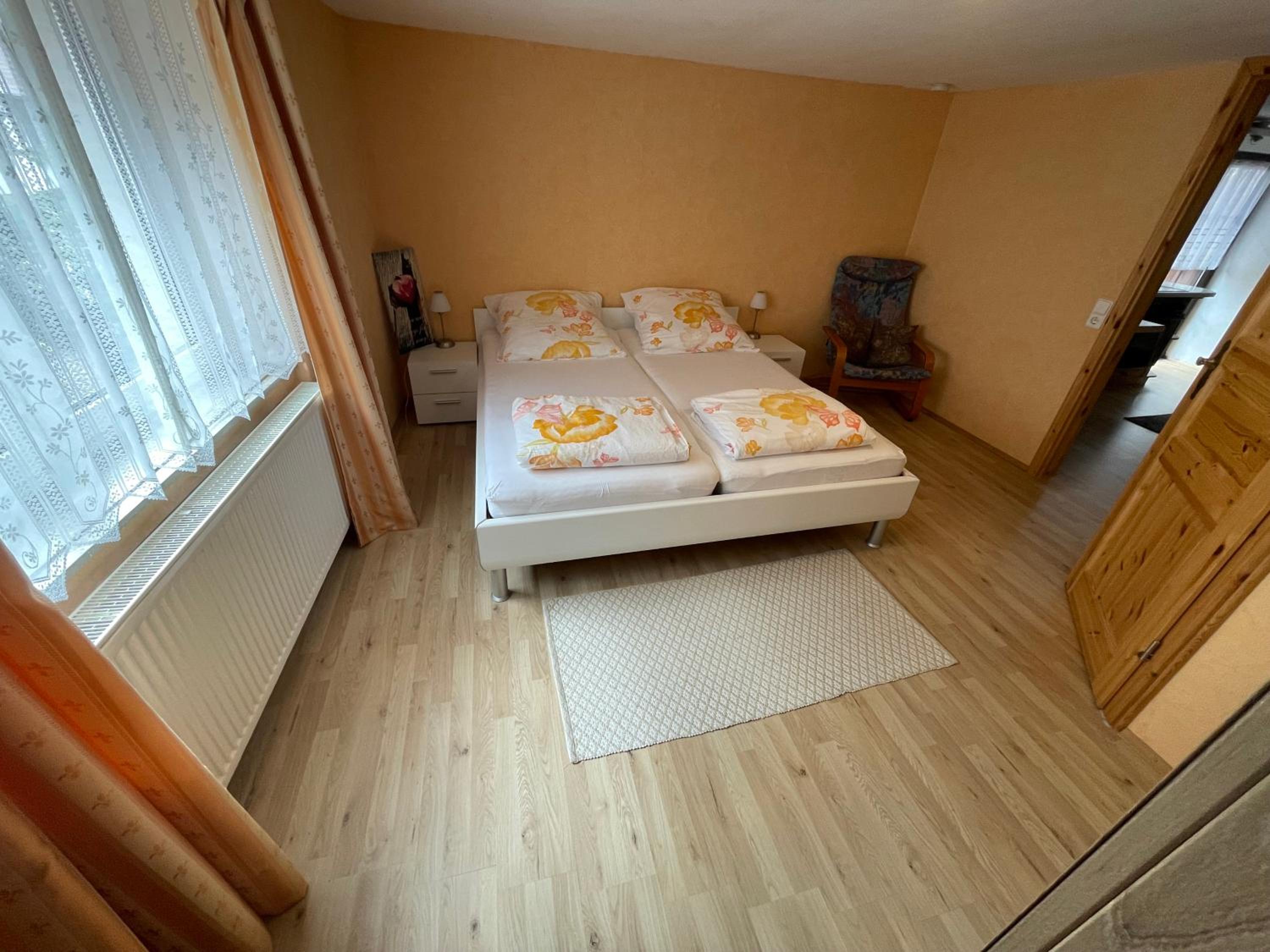 One-Bedroom Apartment photo 2