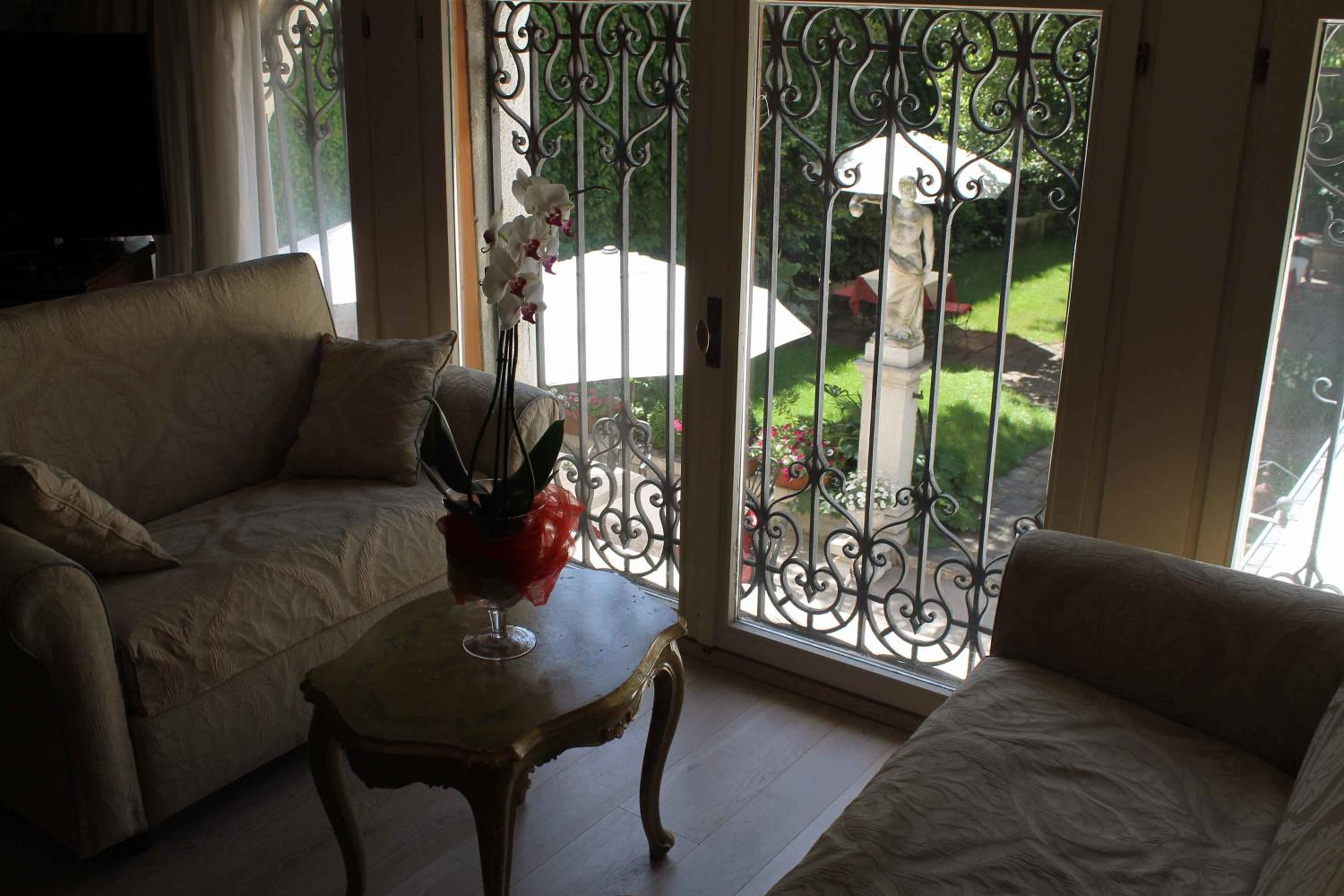 Superior  Room with Garden View photo 2