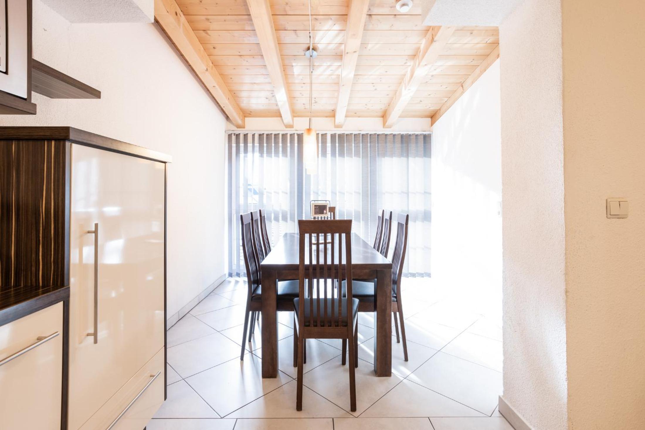 Penthouse-Two Bedroom-Apartment - Photo 4