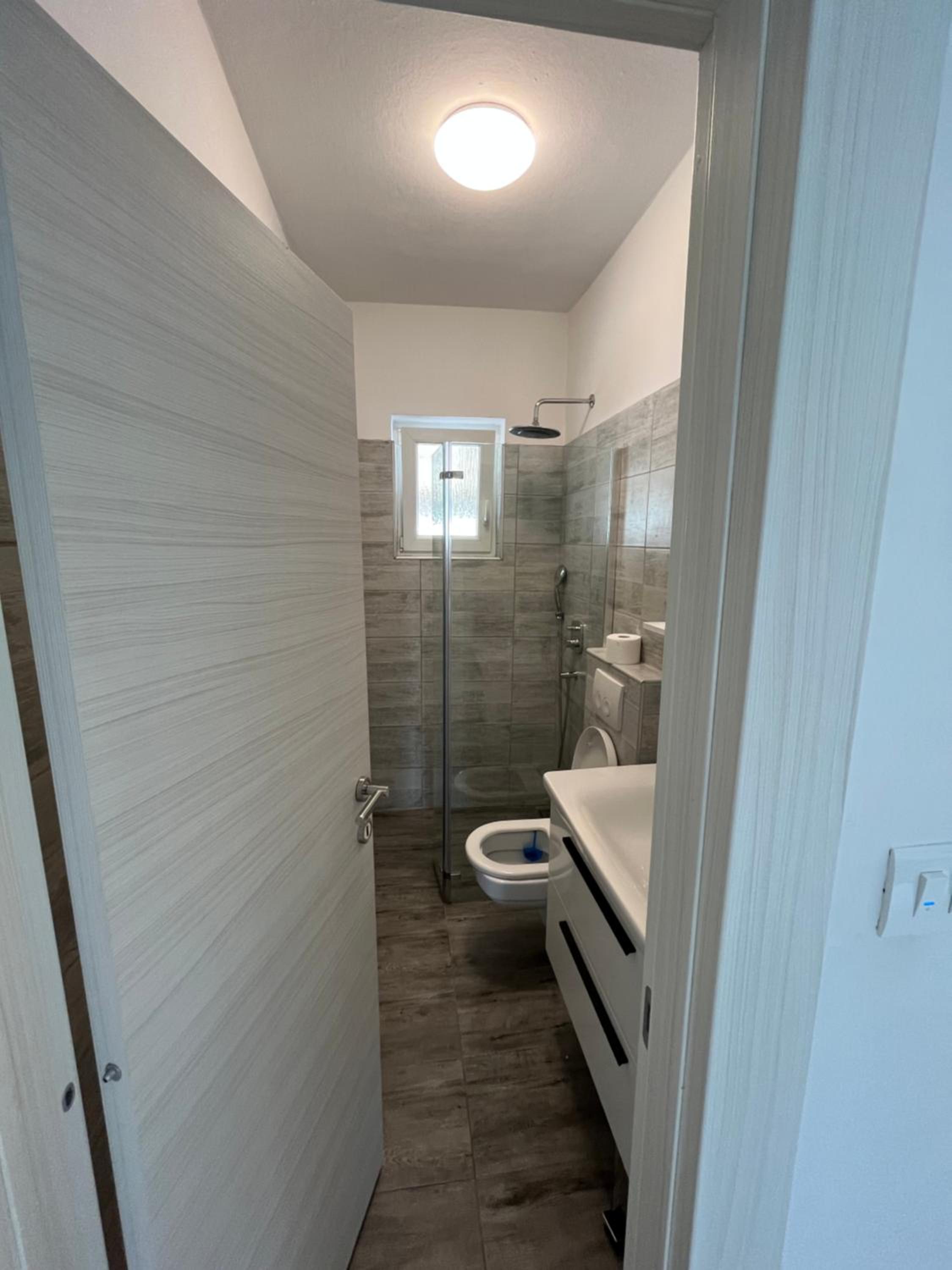 Apartment with Sea View - Photo 12