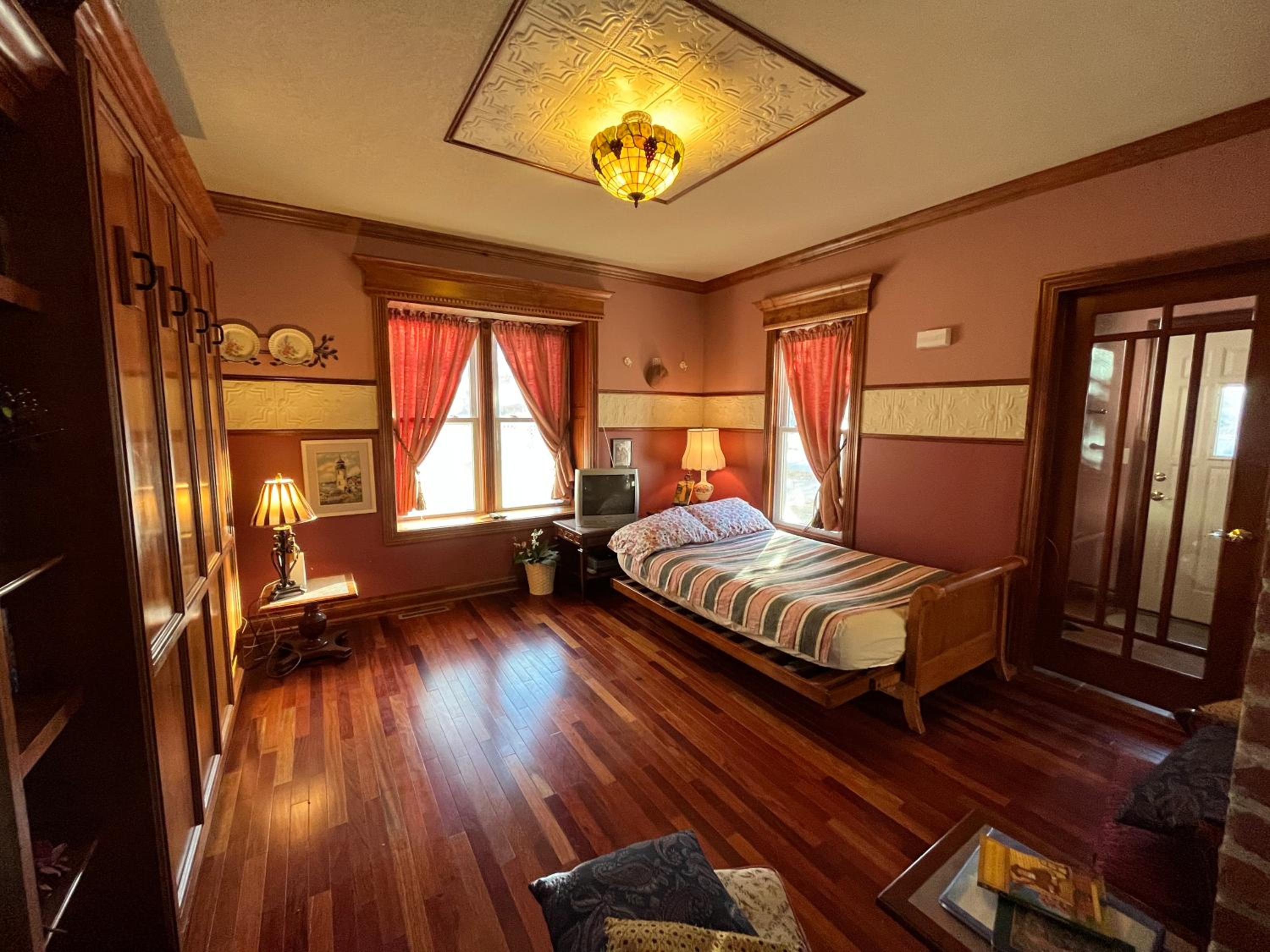 Three-Bedroom Villa photo 1