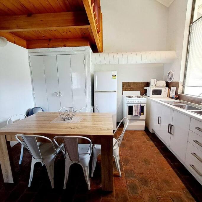 Two-Bedroom House photo 3