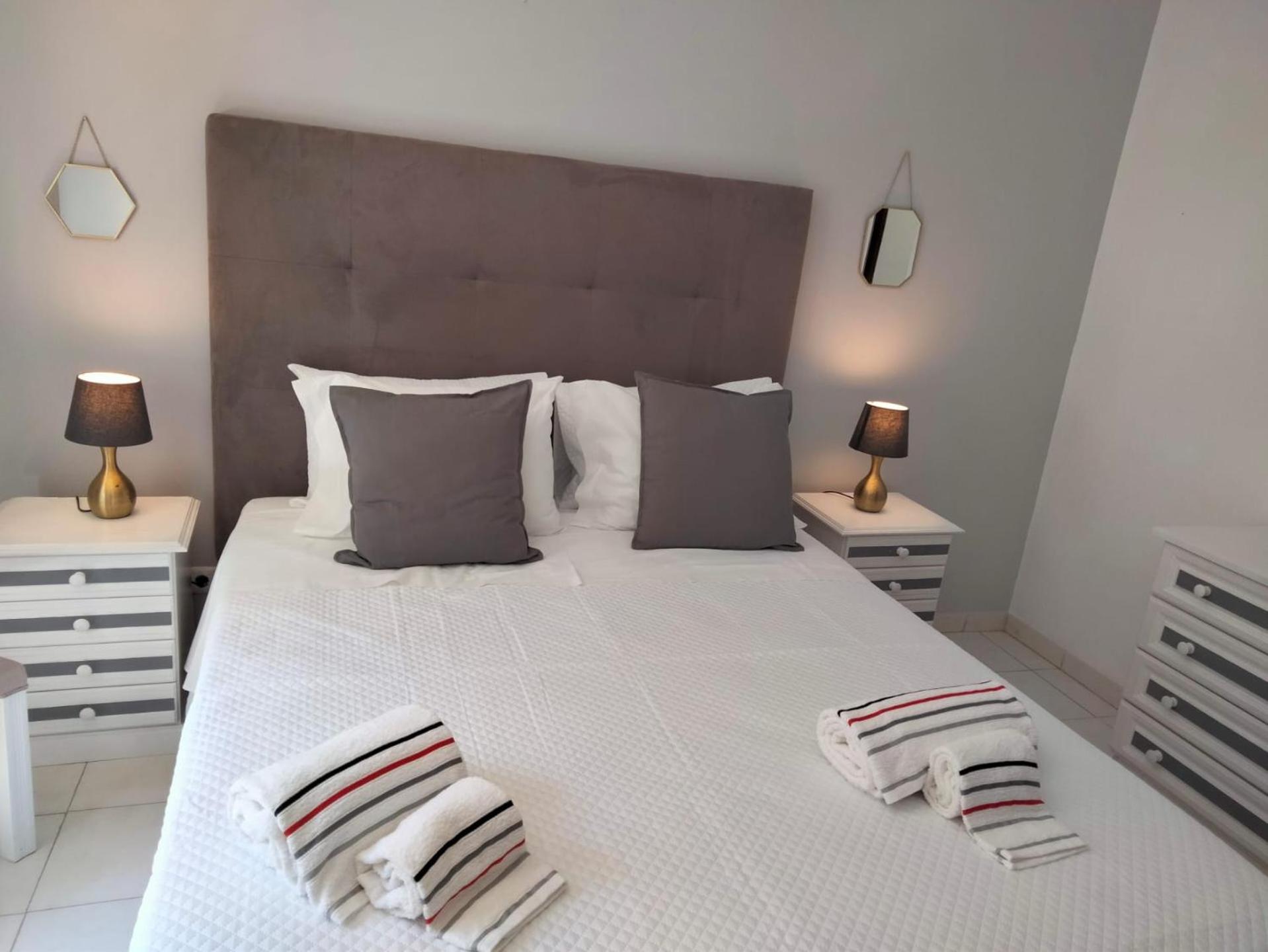 Double Room - Photo 1