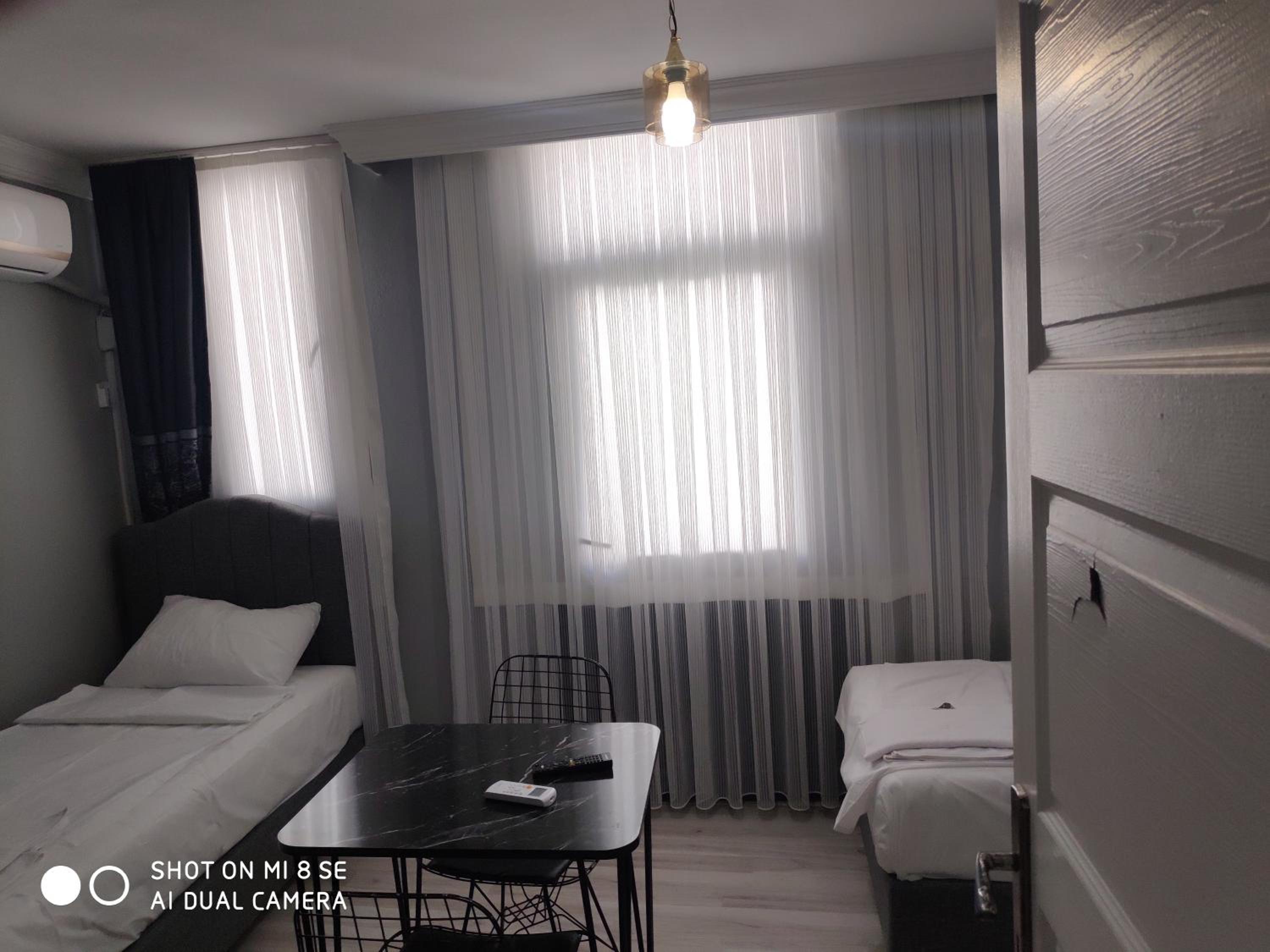 Studio Apartment photo 3