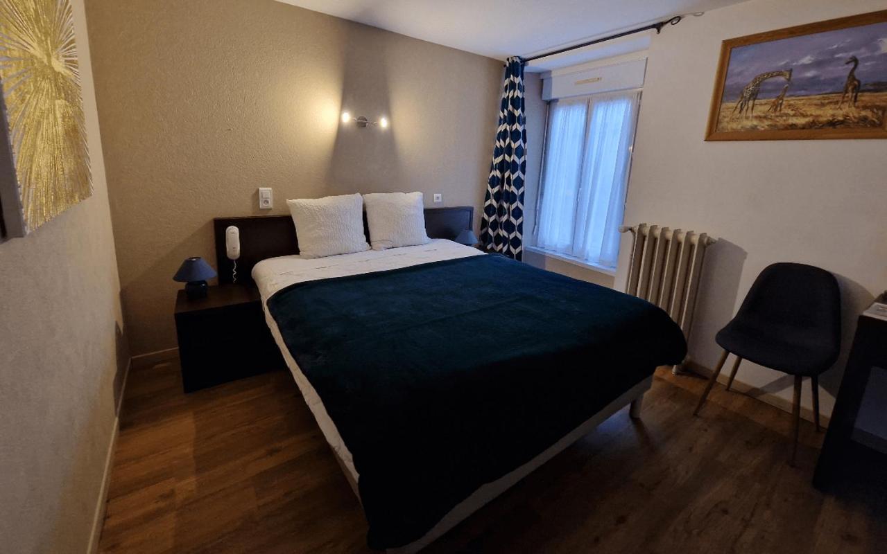Standard Double Room - Photo 5