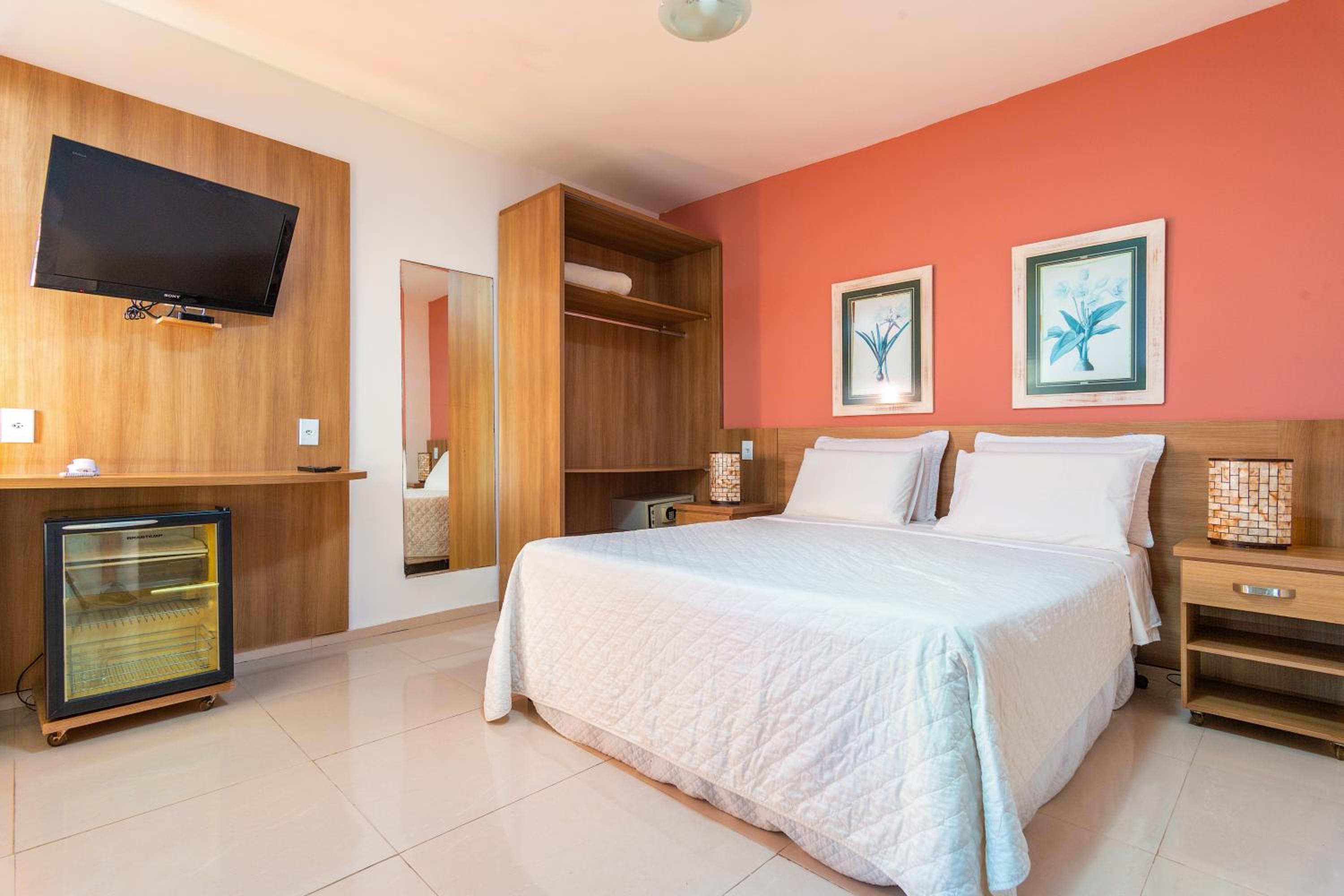 Standard Suite with Garden View - Photo 16