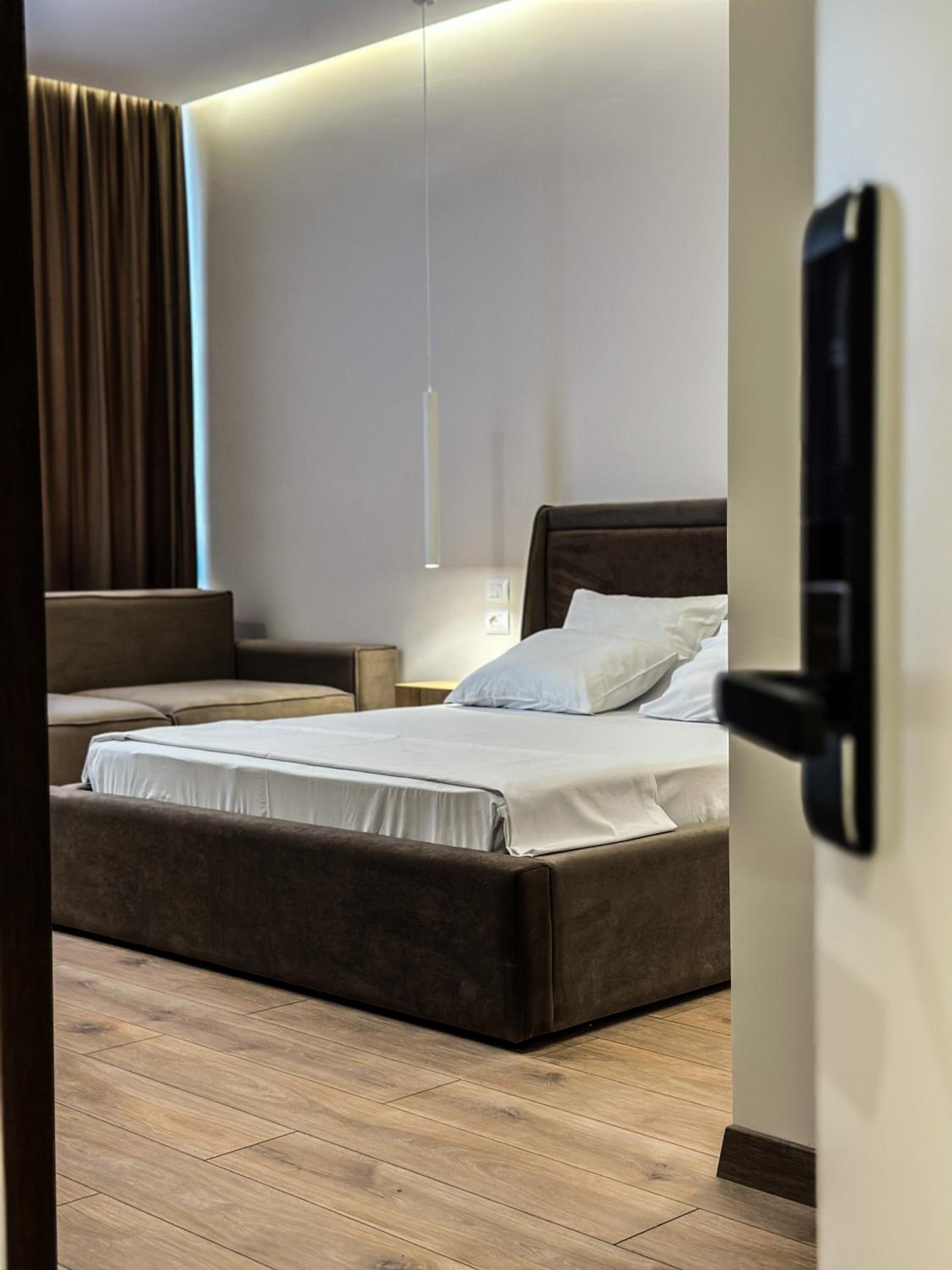 Luxury Triple Room