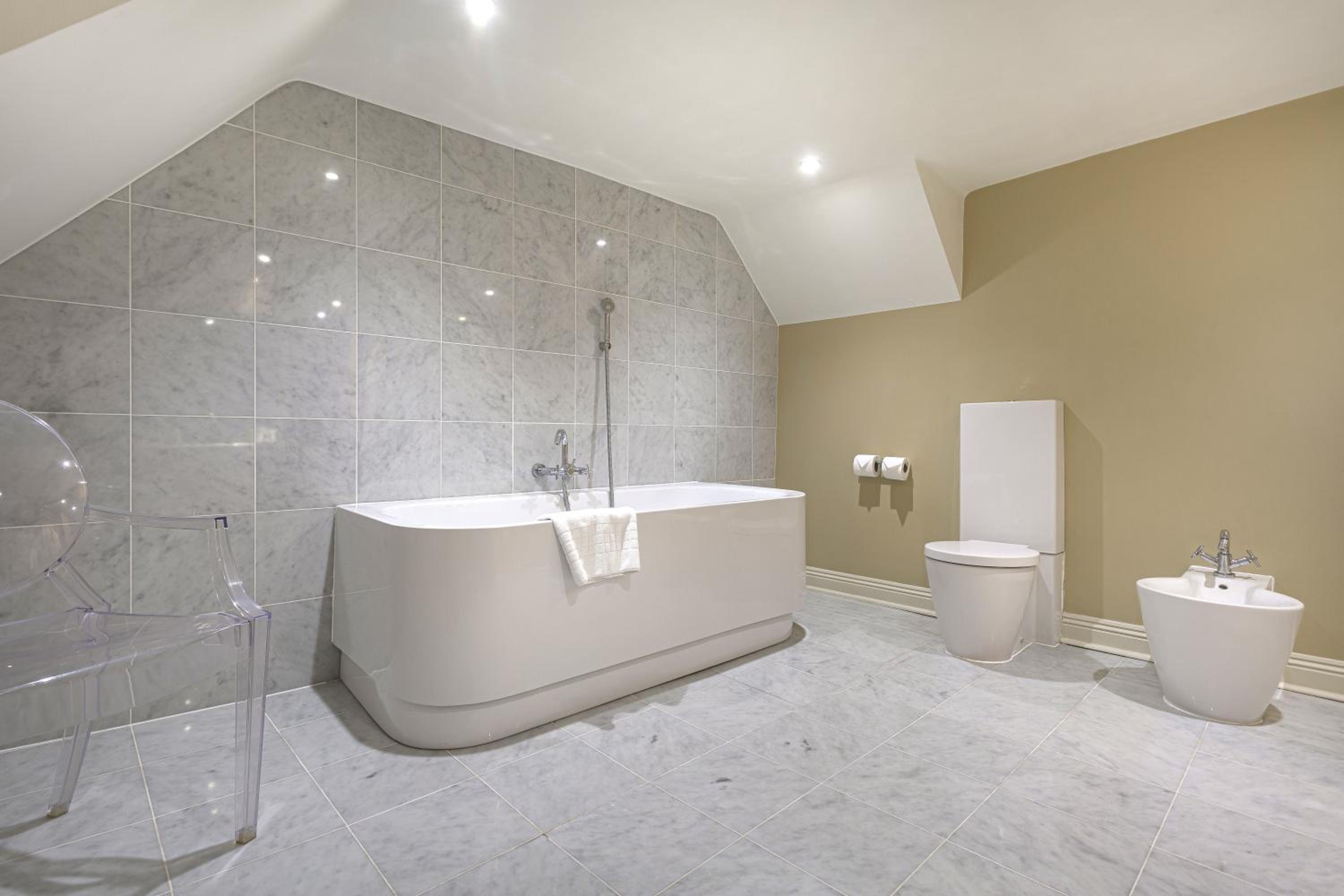 Deluxe Suite photo 2