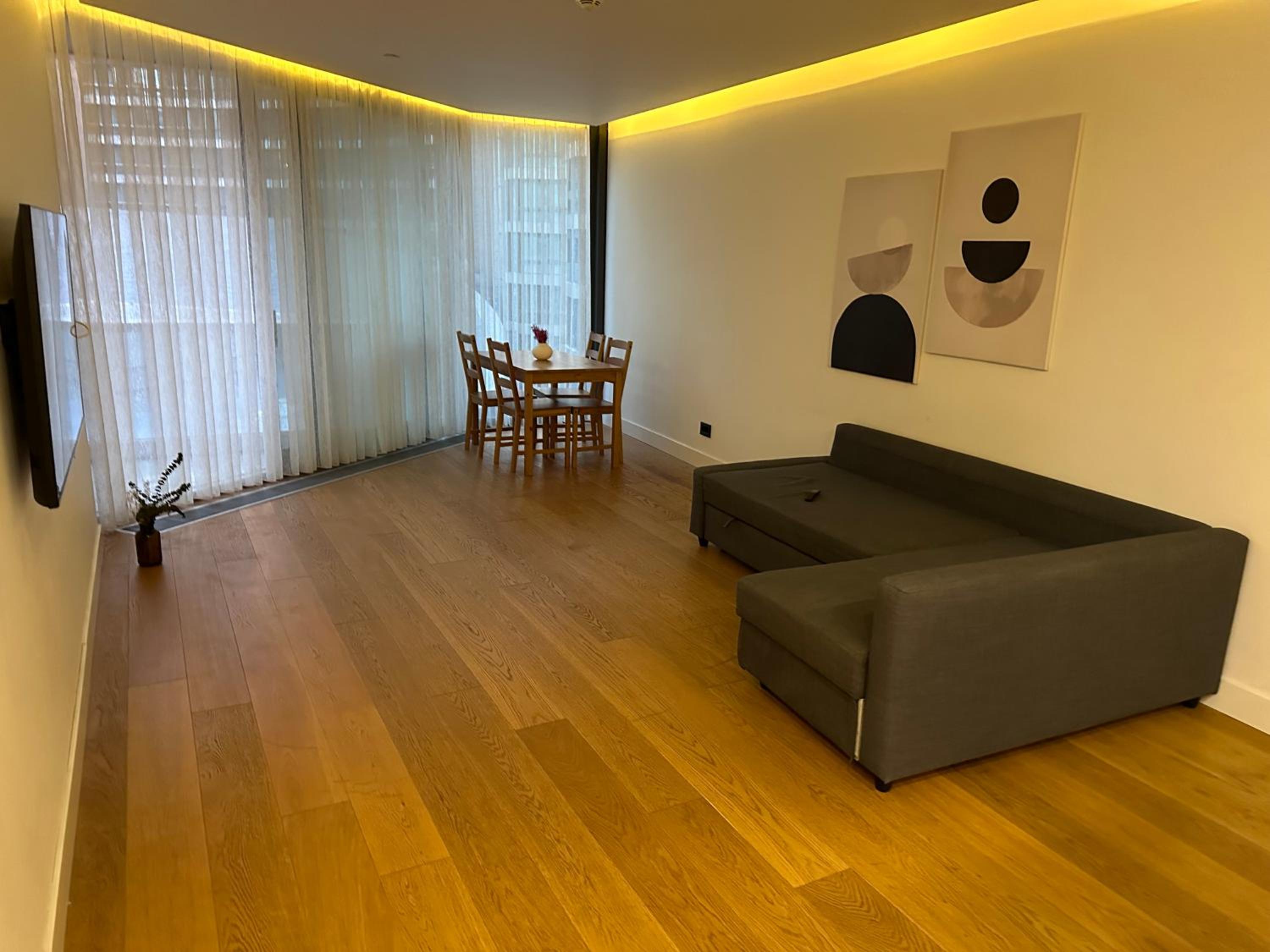 King Suite with Balcony photo 2