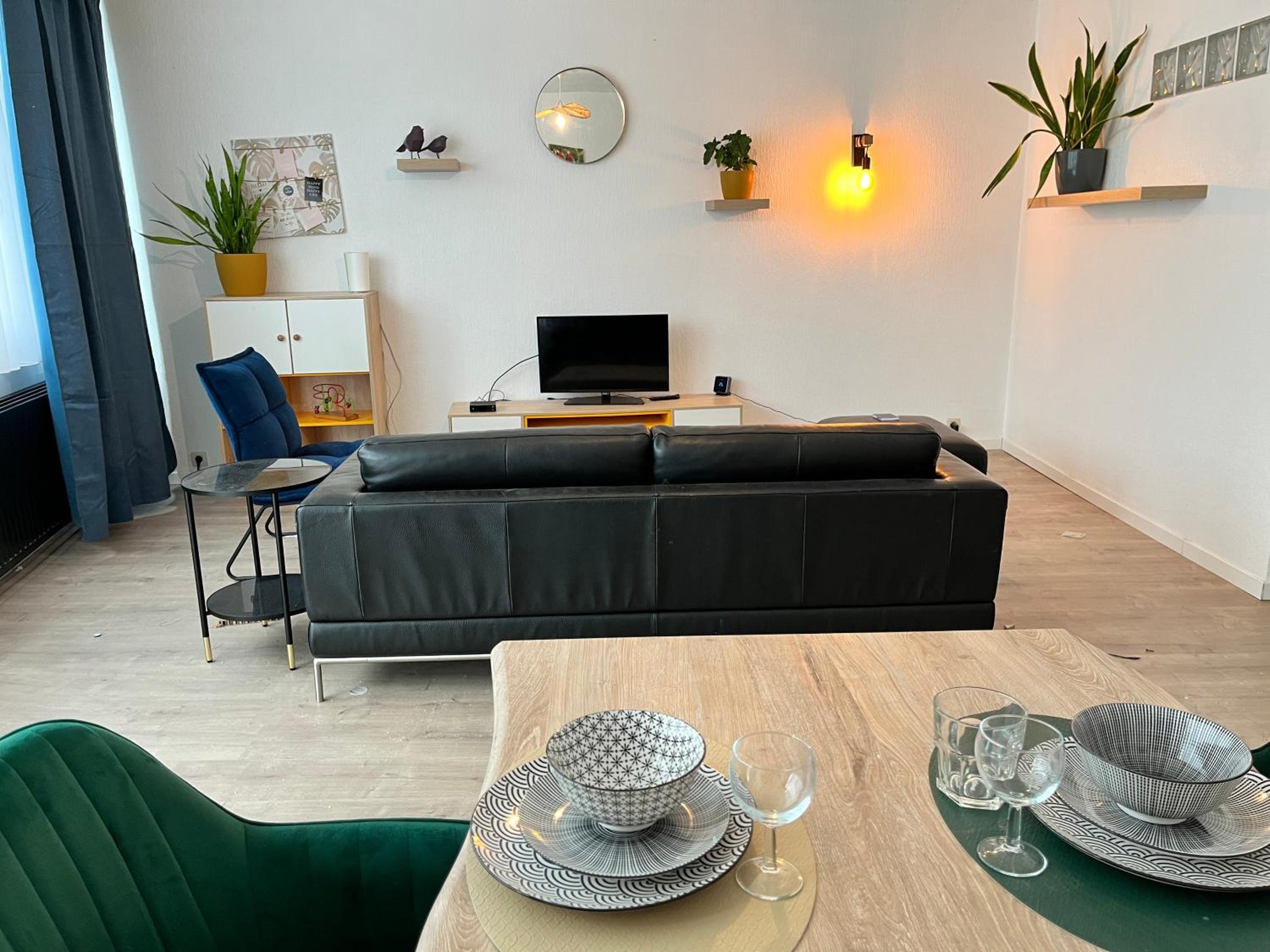 Apartment photo 2